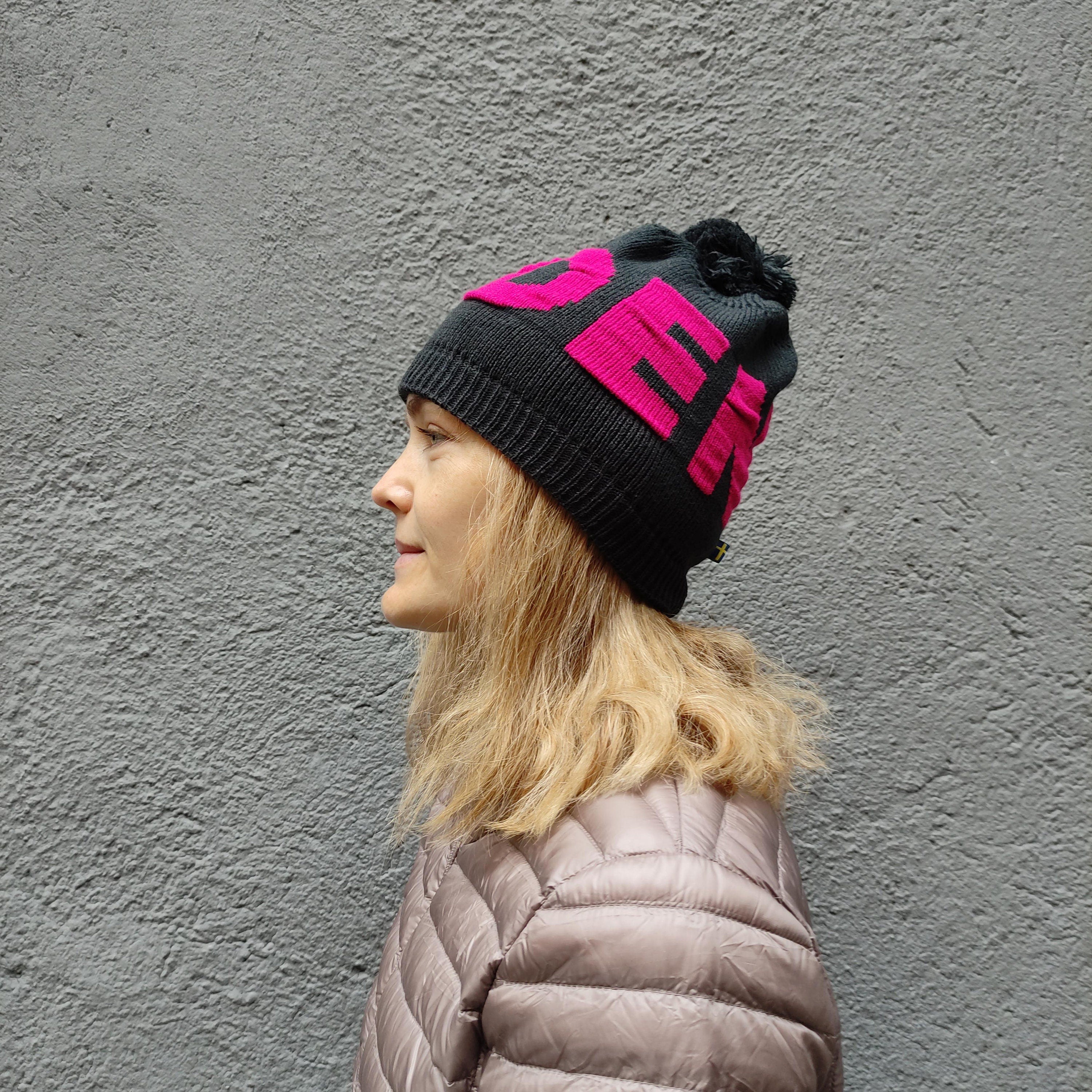 Wool Hat Sweden – Lightweight Knitted Wool Beanie with Pompom, Cozy Nordic Style