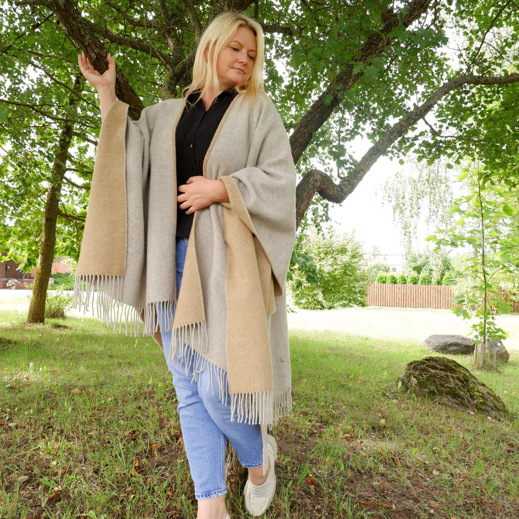 Merino Wool Poncho Umea – Reversible Wool Cape With Fringes | Soft, Warm Outdoor Wrap