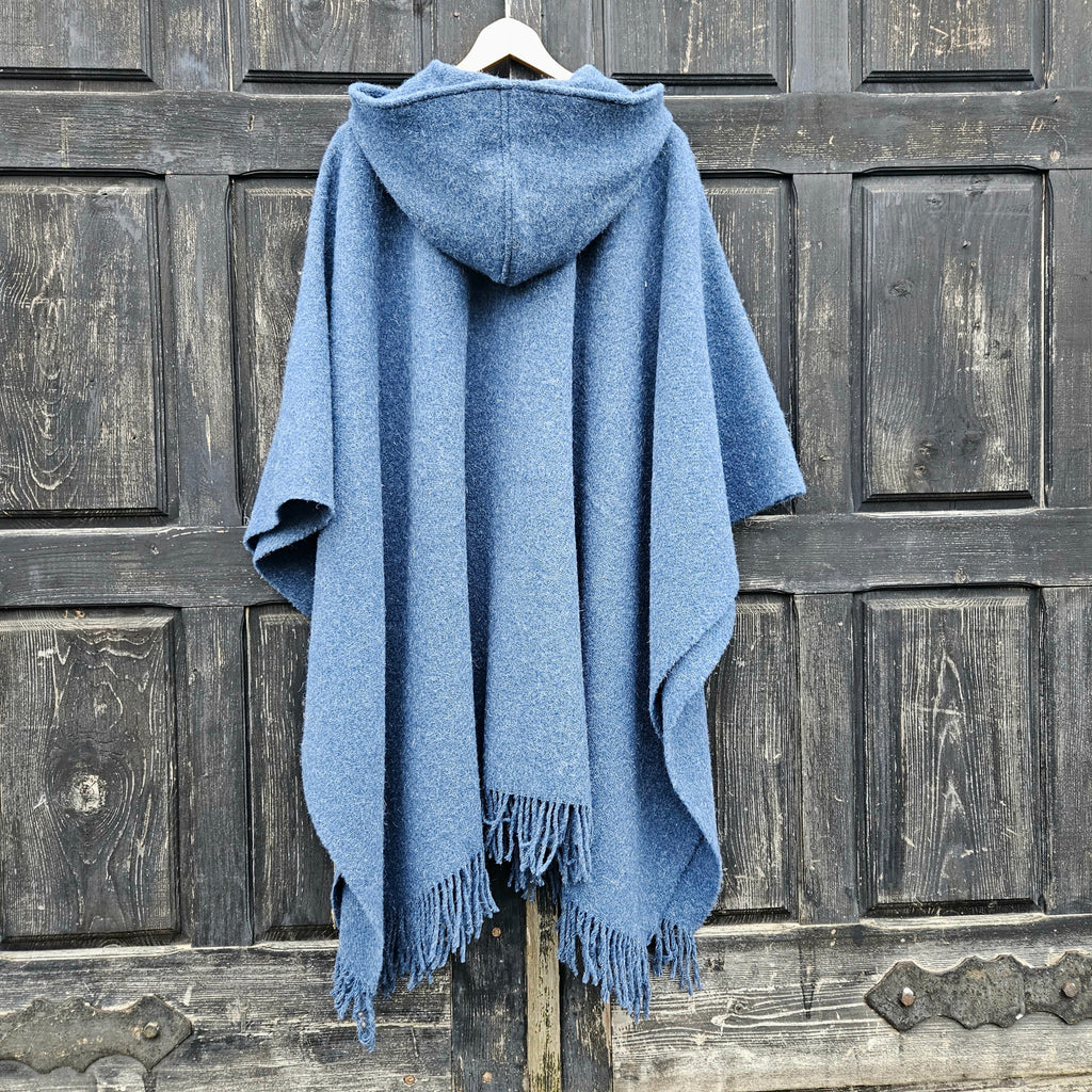 Wool Poncho coat Unisex  OLAND – Grey Wool Blanket cape ruana  –  Hooded & Comfortable Outdoor Shawl
