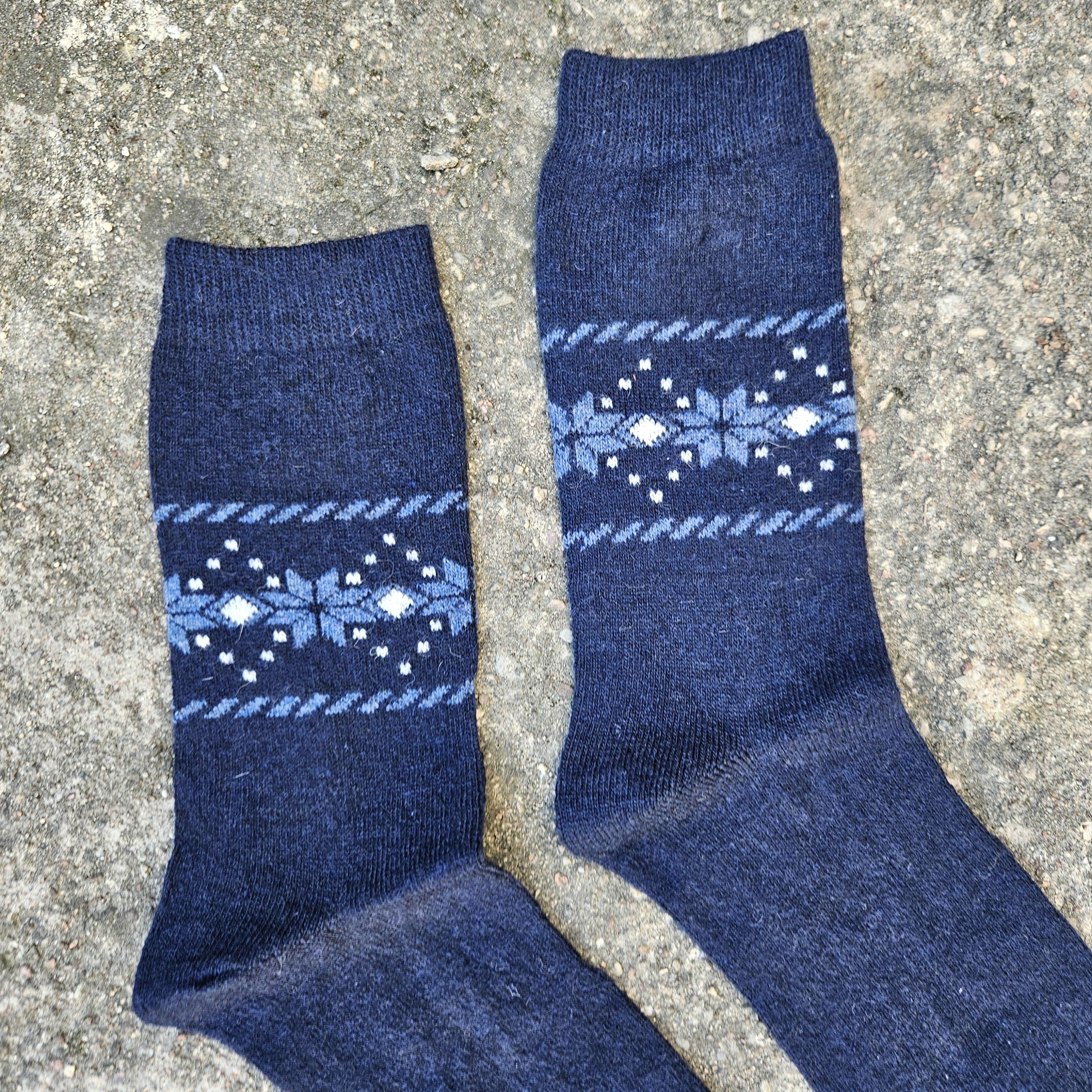 Thin Merino Wool Socks – Black Nordic Snowflakes | Lightweight Hiking & Everyday Warm Socks
