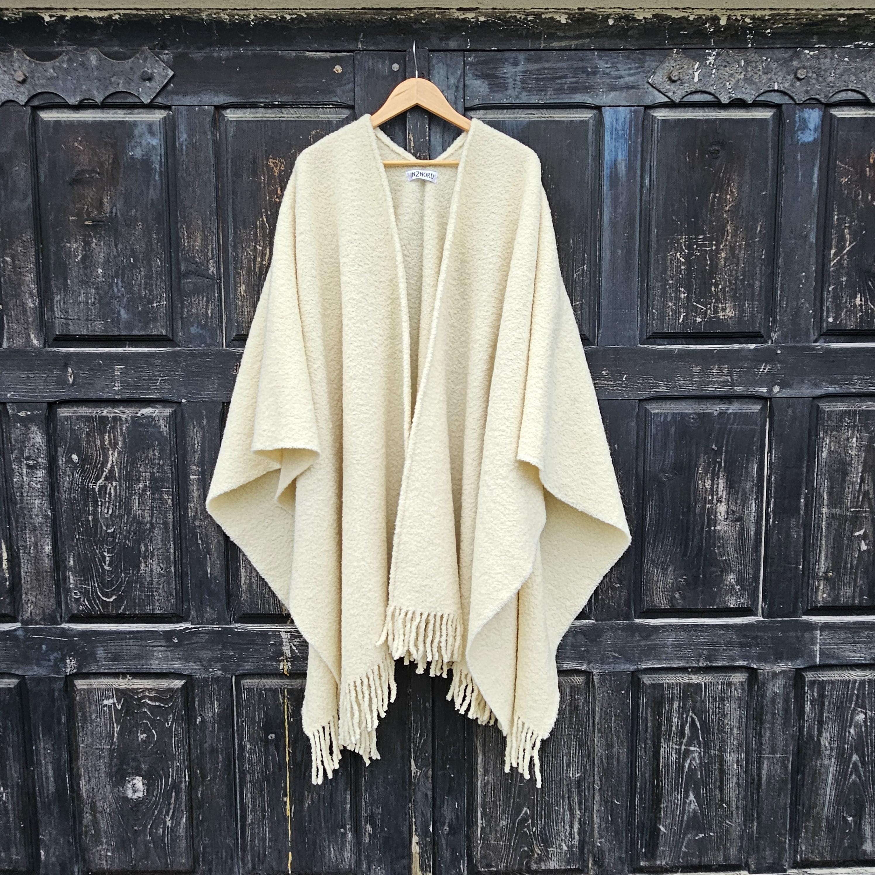 Merino Wool Poncho Umea - Gray Wool Cape Wrap With Classic Fringe, Reversible Outdoor Shawl
