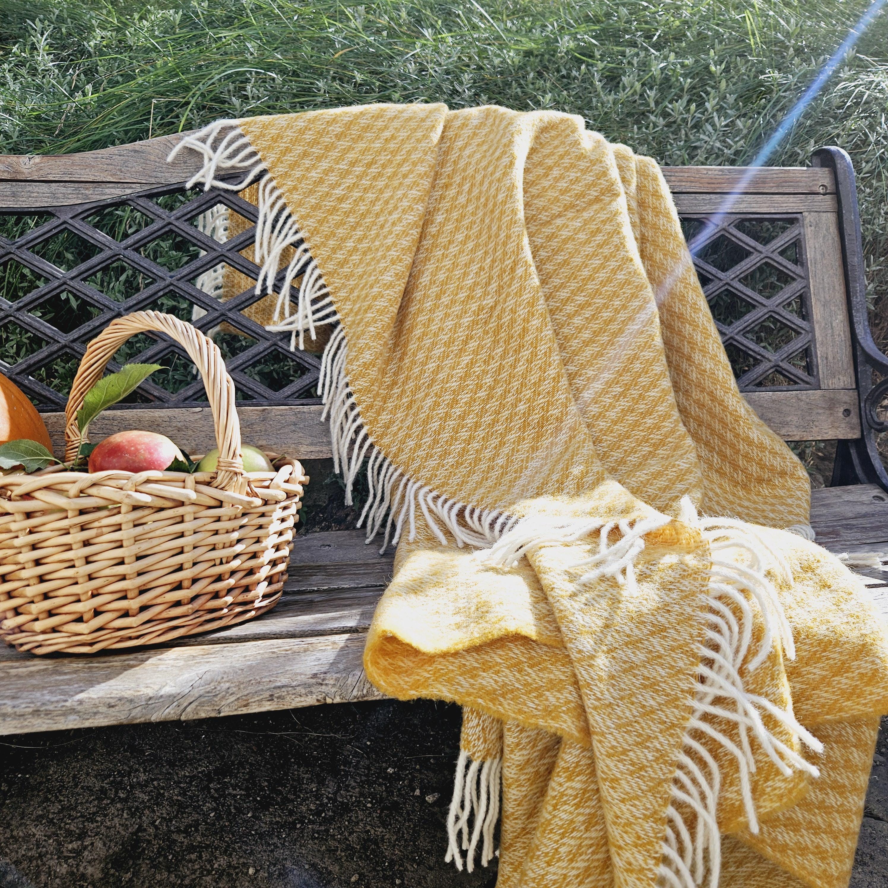 Yellow Wool Blanket – Warm Winter Blanket Reversible Plaid Throw 100% Natural Wool