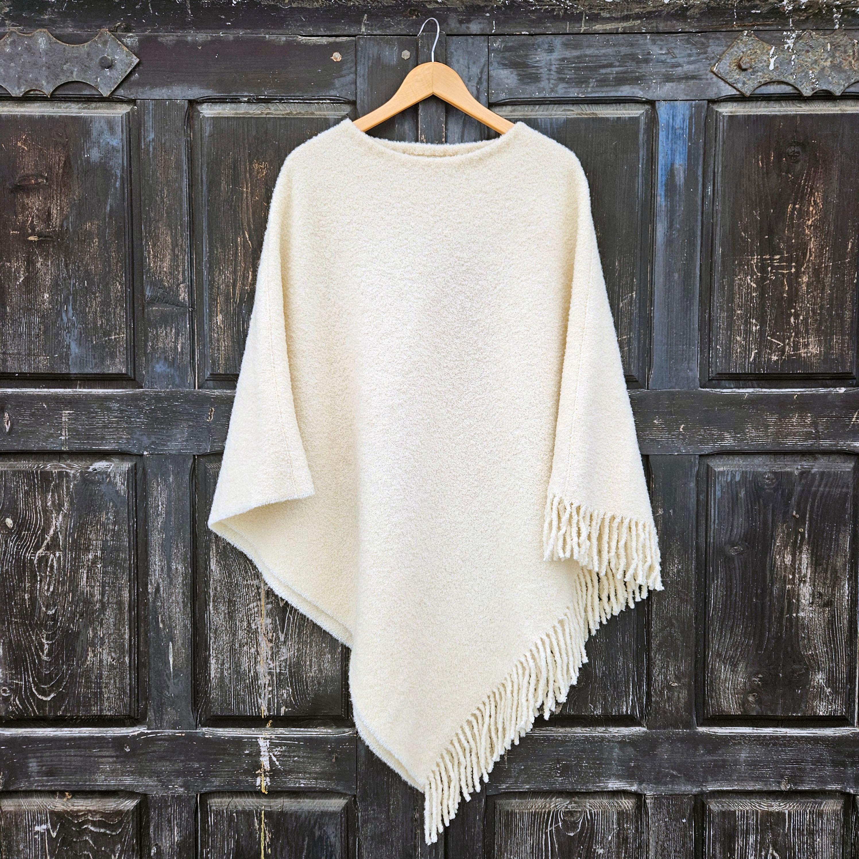 Wool Blanket Poncho Kiruna – Hooded Wool Cape With Fringes | Oversized Unisex Wrap