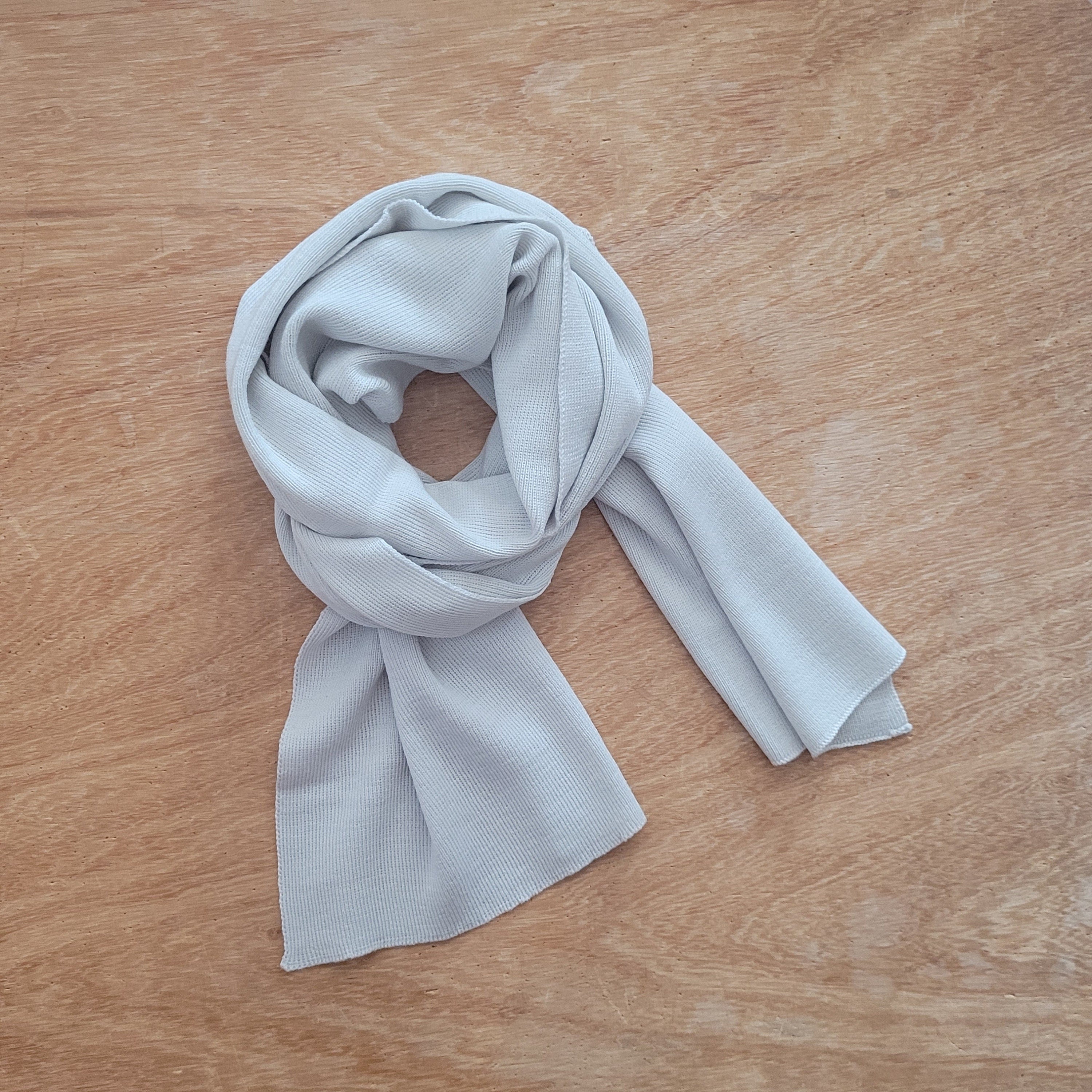 Merino Wool Scarf – Lightweight, Soft Breathable Wool Neckwear for Winter
