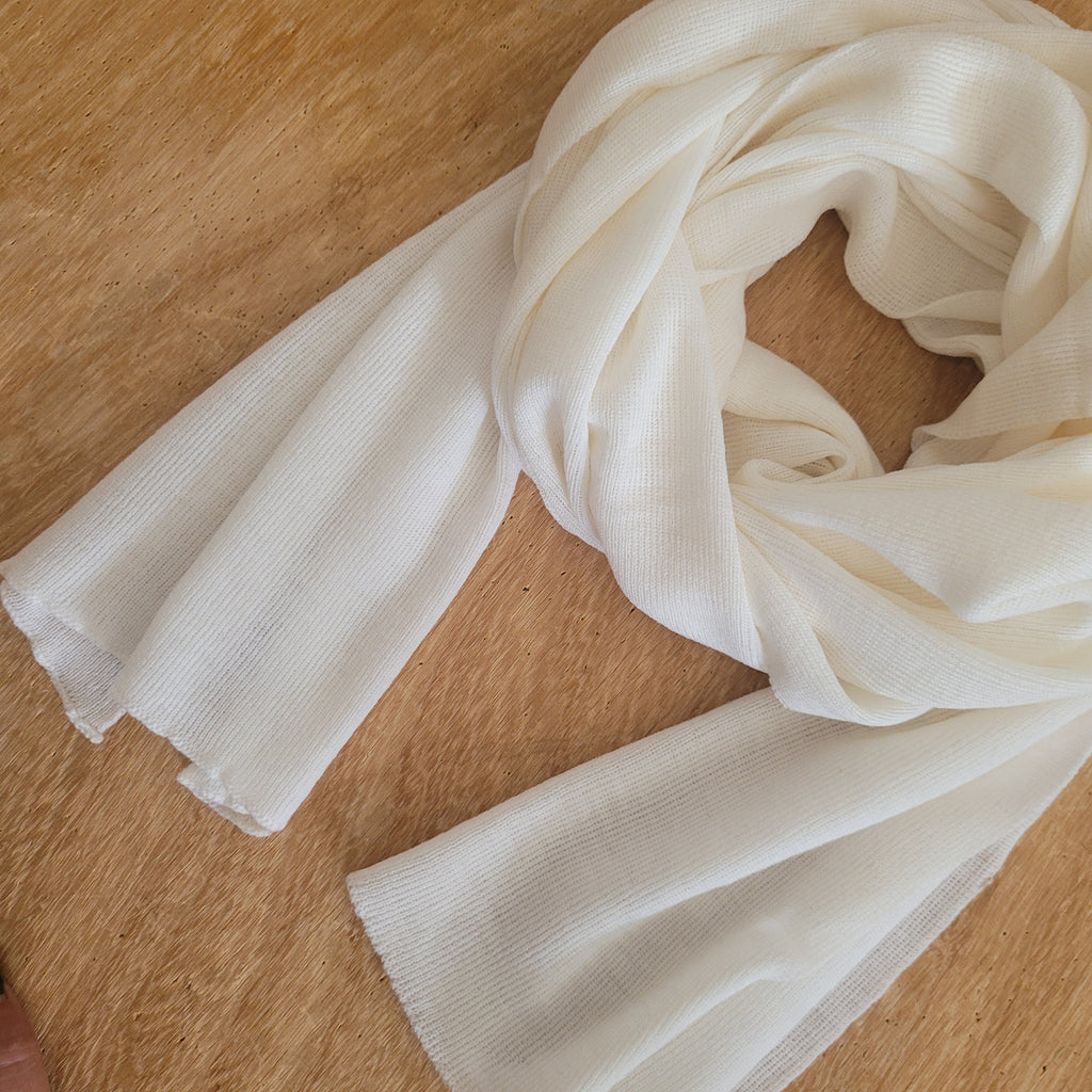 Merino Wool Scarf | Lightweight, Soft Wool Neckwear – Machine Washable Thermal Wrap