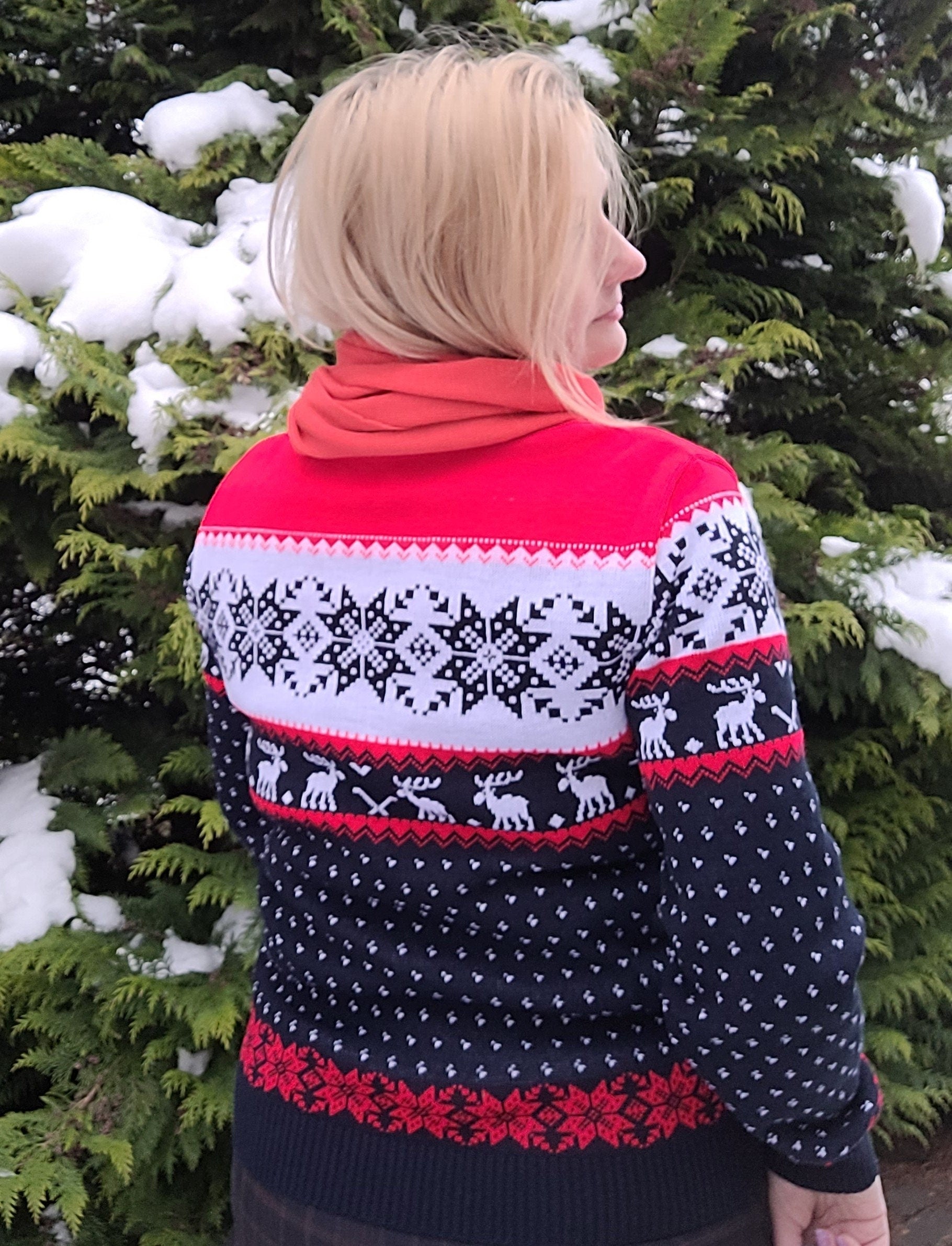 Wool Christmas Jumper - Knitted Snowflake Reindeer Scandinavian Sweater - Warm Winter Knitwear Pullover