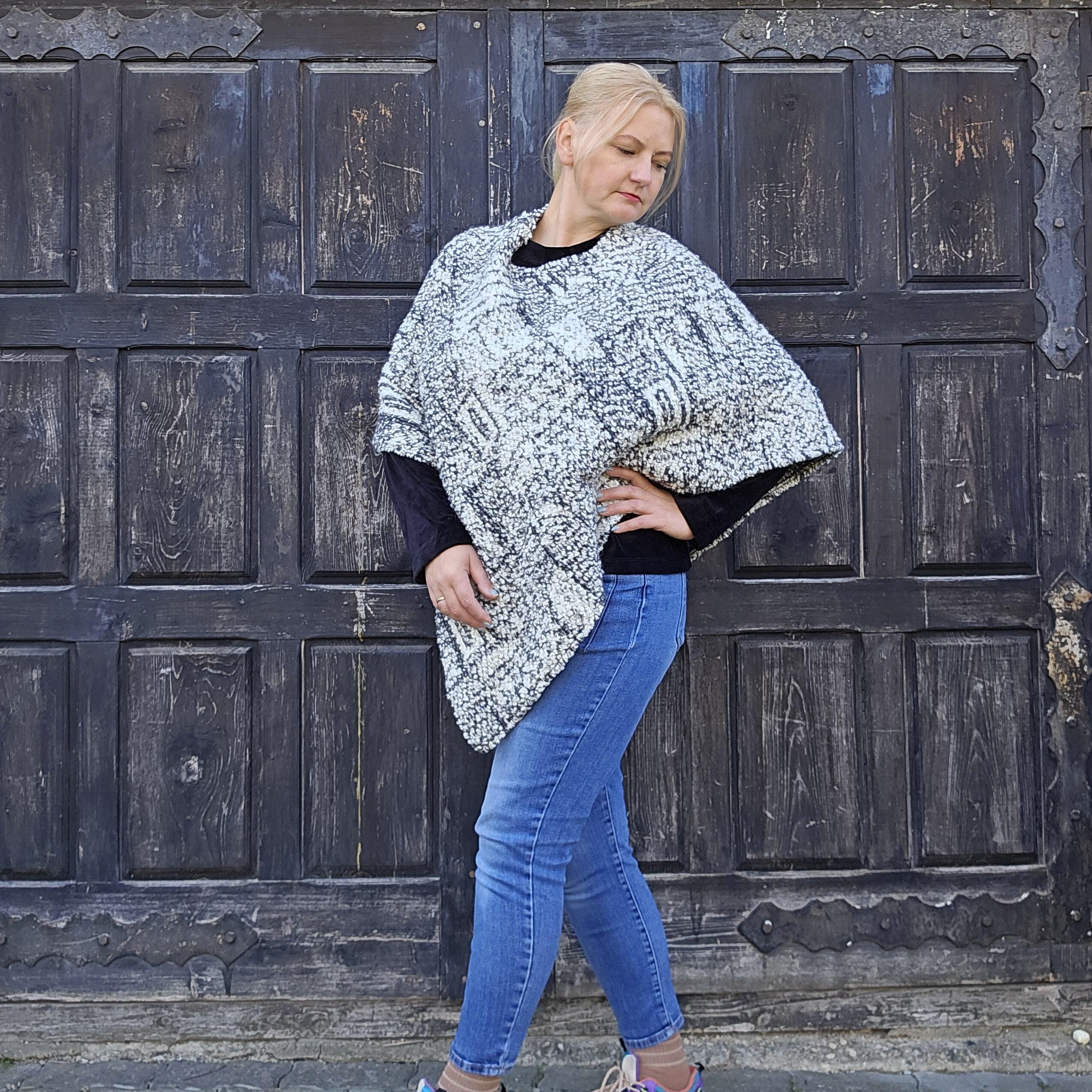 Wool Blanket Poncho – Hooded Wool Cape | Comfortable Outdoor Cape, Unisex