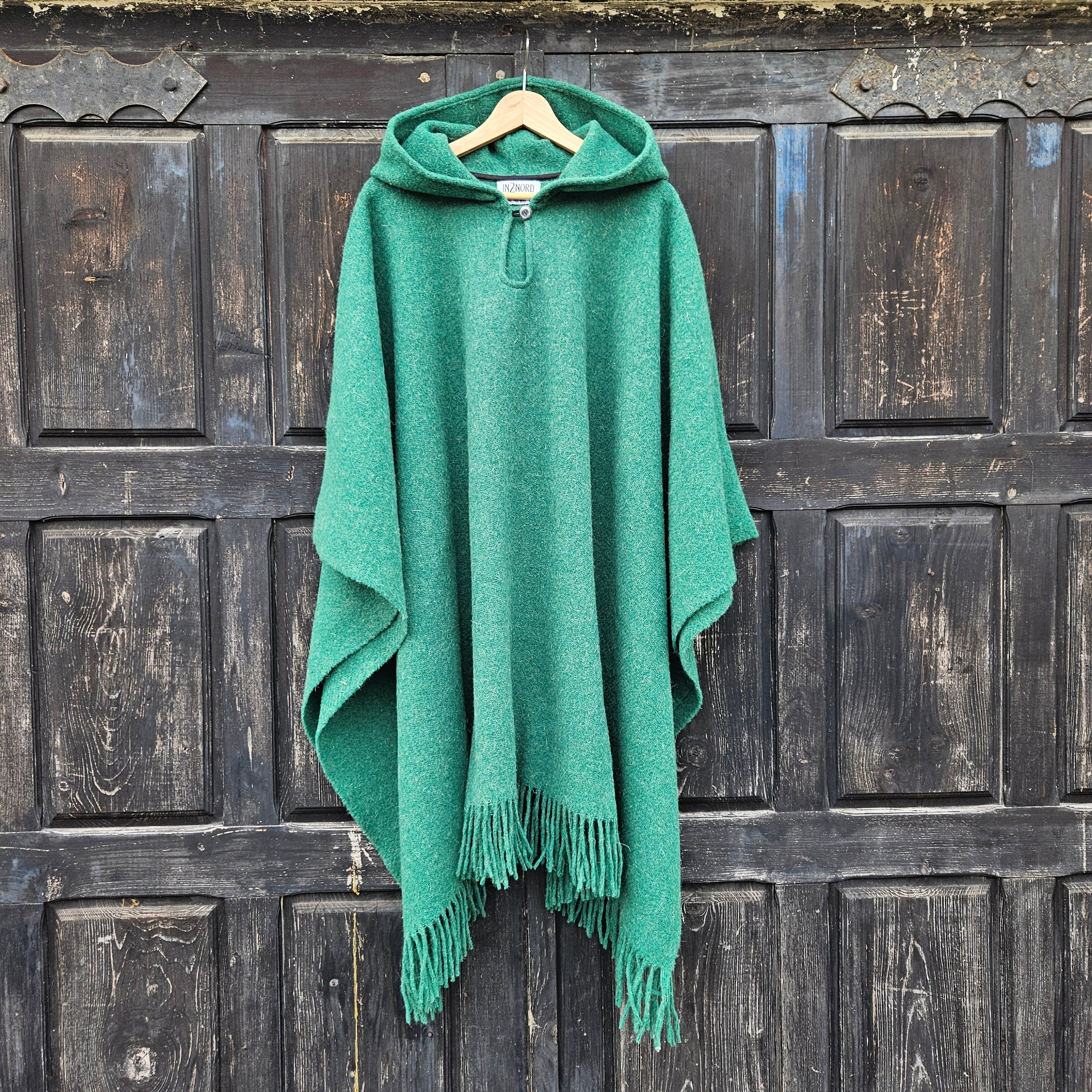 Wool poncho - OLAND - Unisex ruana cape - Grey wool blanket poncho with or without  hood - Comfortable cape cloak shawl outdoor - In2Nord