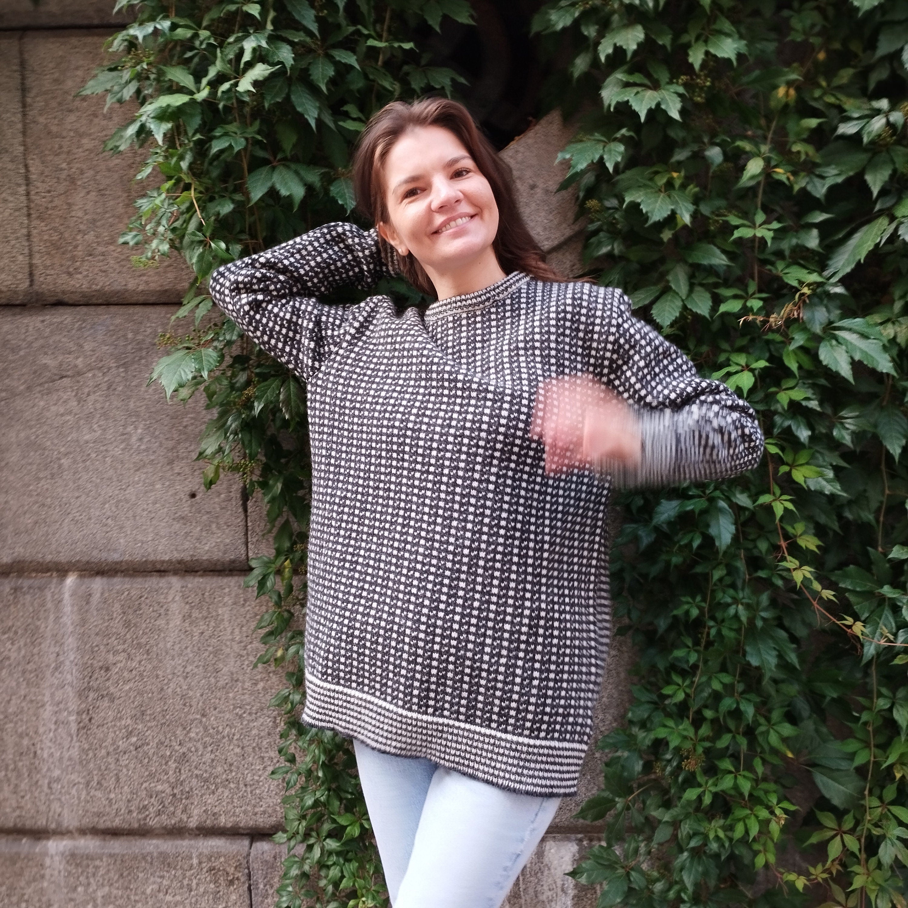 100% wool Swedish Fisherman Sweater: Unisex Winter Knit Pullover