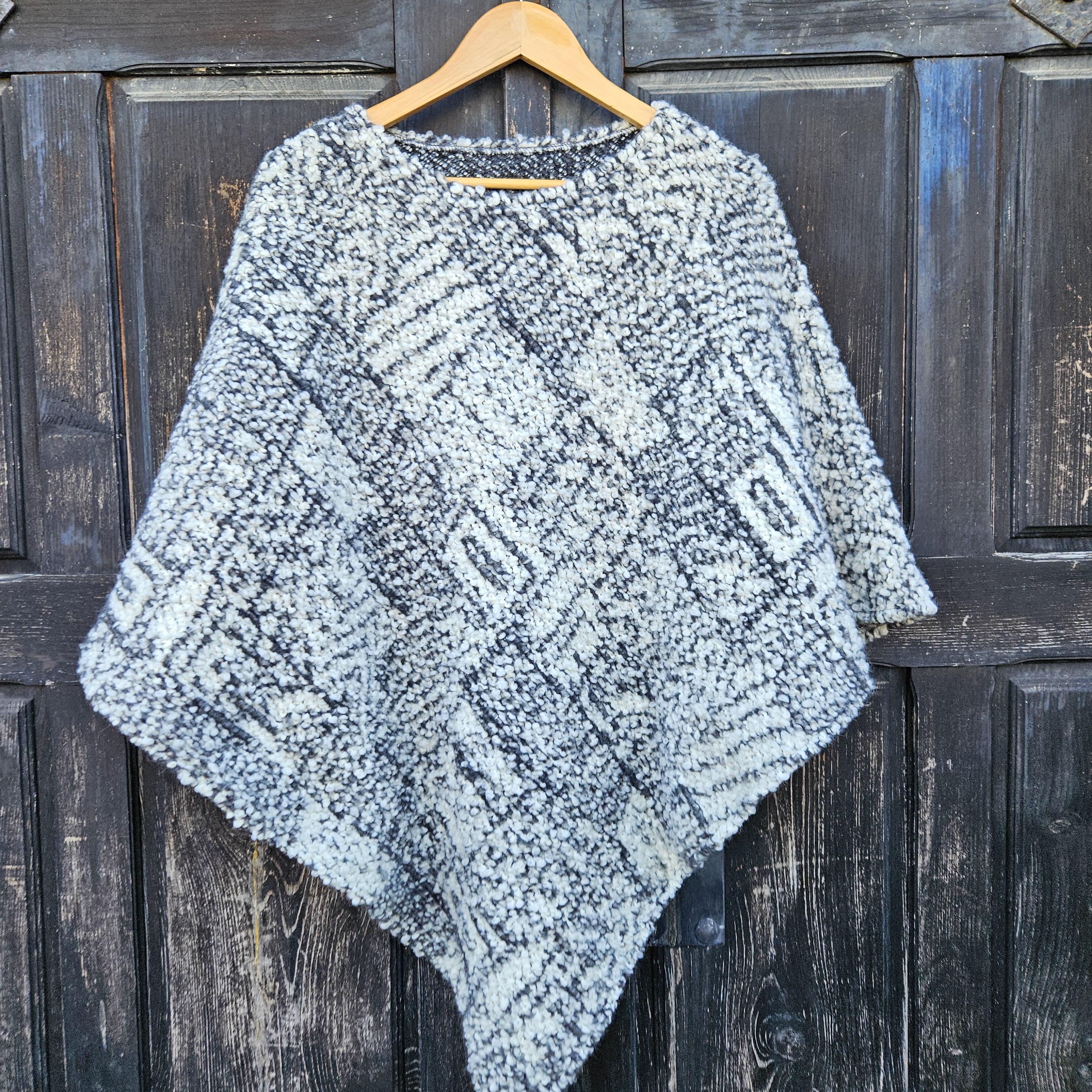 Wool Poncho Cape Kiruna - Hooded Lambswool Blanket, Women's & Men's Cozy Winter Wrap