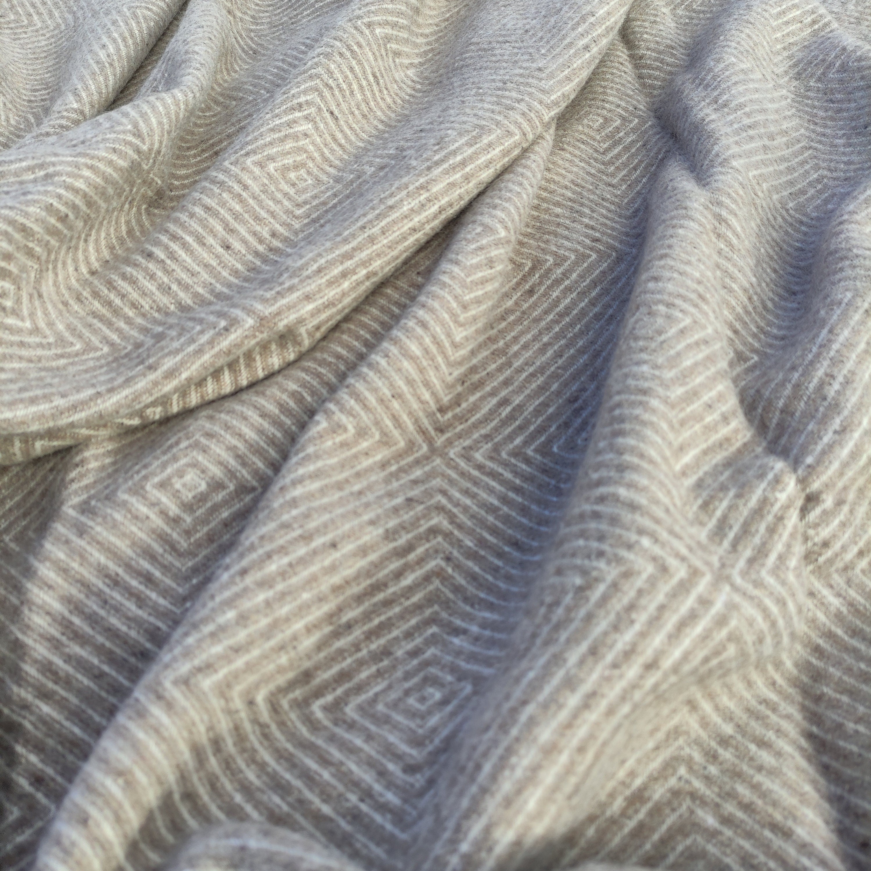 Merino Wool Throw - Lightweight Wool Plaid Blanket | Soft Cozy Diamond Pattern