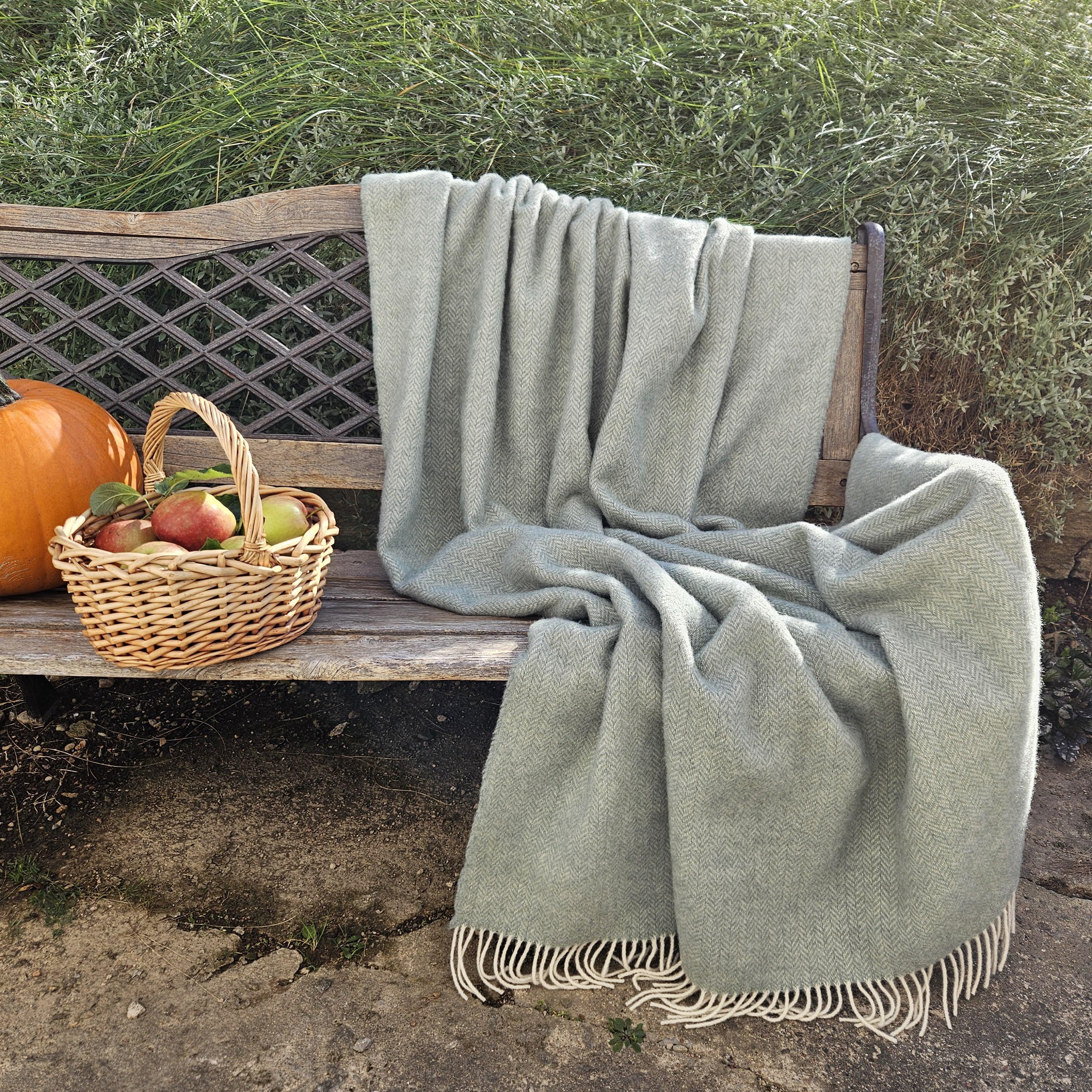 Herringbone WOOL BLANKET Hera in New Zealand wool Natural sofa throw Doublesided plaid IN2NORD Europe Aesthetic home Winter blanket