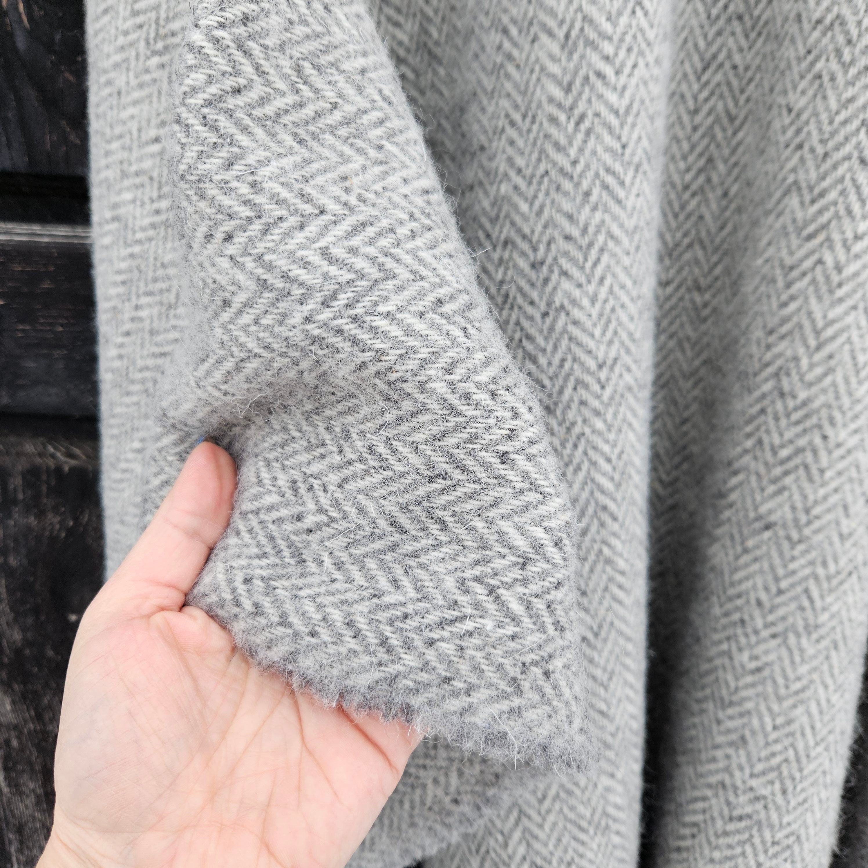 Wool poncho - OLAND - Unisex ruana cape - herringbone Grey wool blanket poncho with or without hood - Comfortable cape cloak shawl outdoor