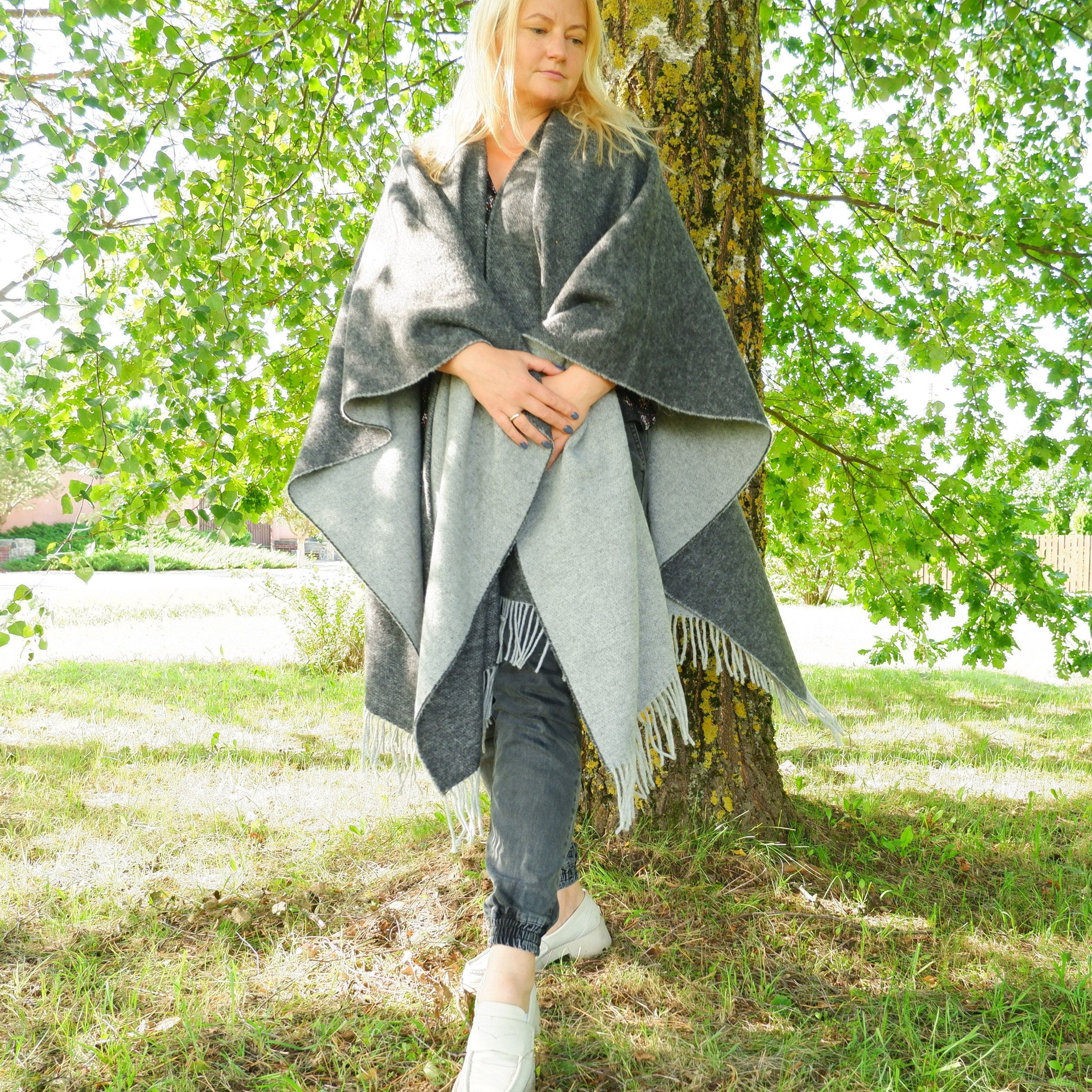 Merino Wool Poncho Umea – Reversible Wool Cape With Fringe Edge For Outdoor Comfort