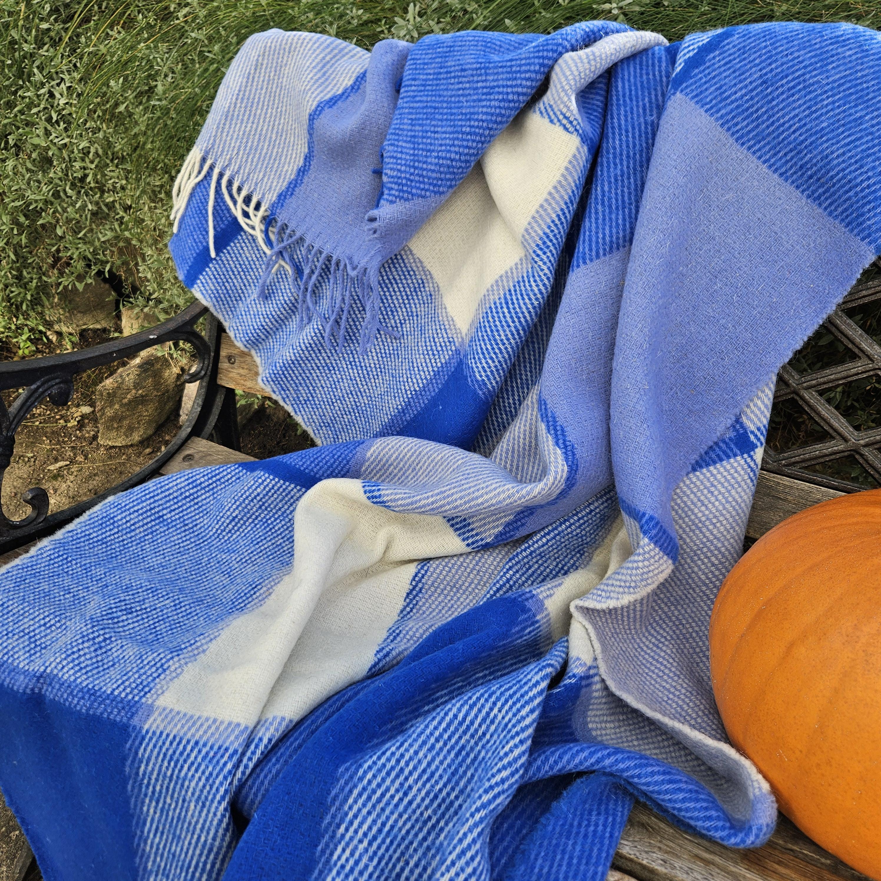 Wool Blanket Blue – Natural Wool Throw | Warm Breathable, Eco Friendly Coverlet