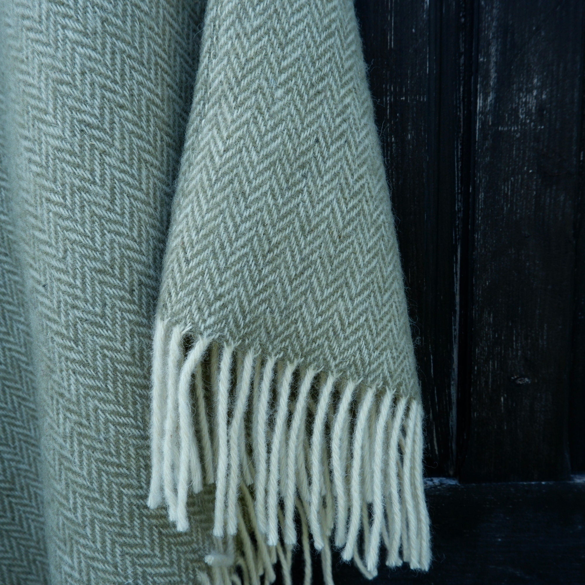 wool blanket poncho with hood - grey or green herringbone SALA - unisex ruana with fringes - Comfortable cape cloak shawl outdoor - In2Nord