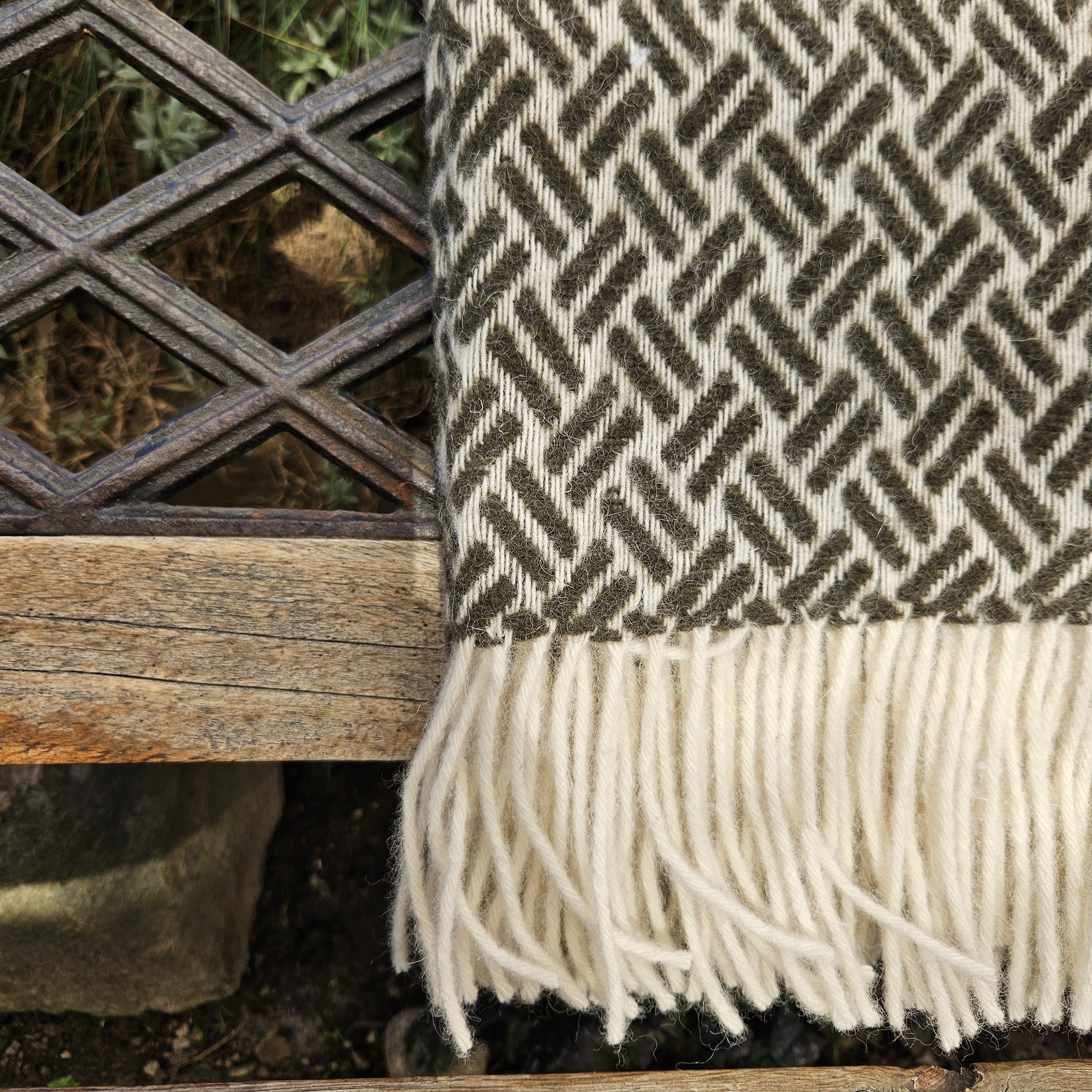 Wool Blanket – Natural Throw Plaid With Fringe Edge | Warm Wool Blanket For Cozy Home