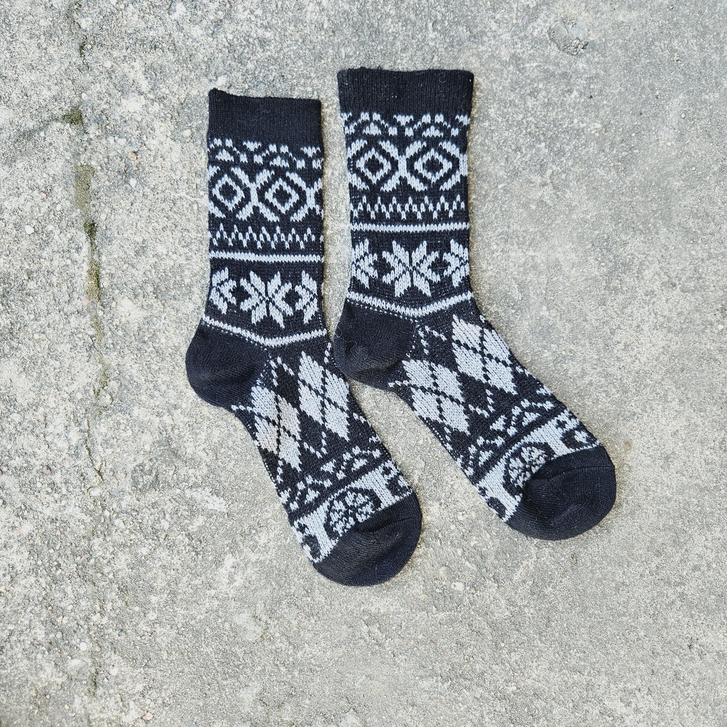 Alpaca Wool Socks - Warm Hiking Ankle Socks With Reinforced Arch Support For Men & Women