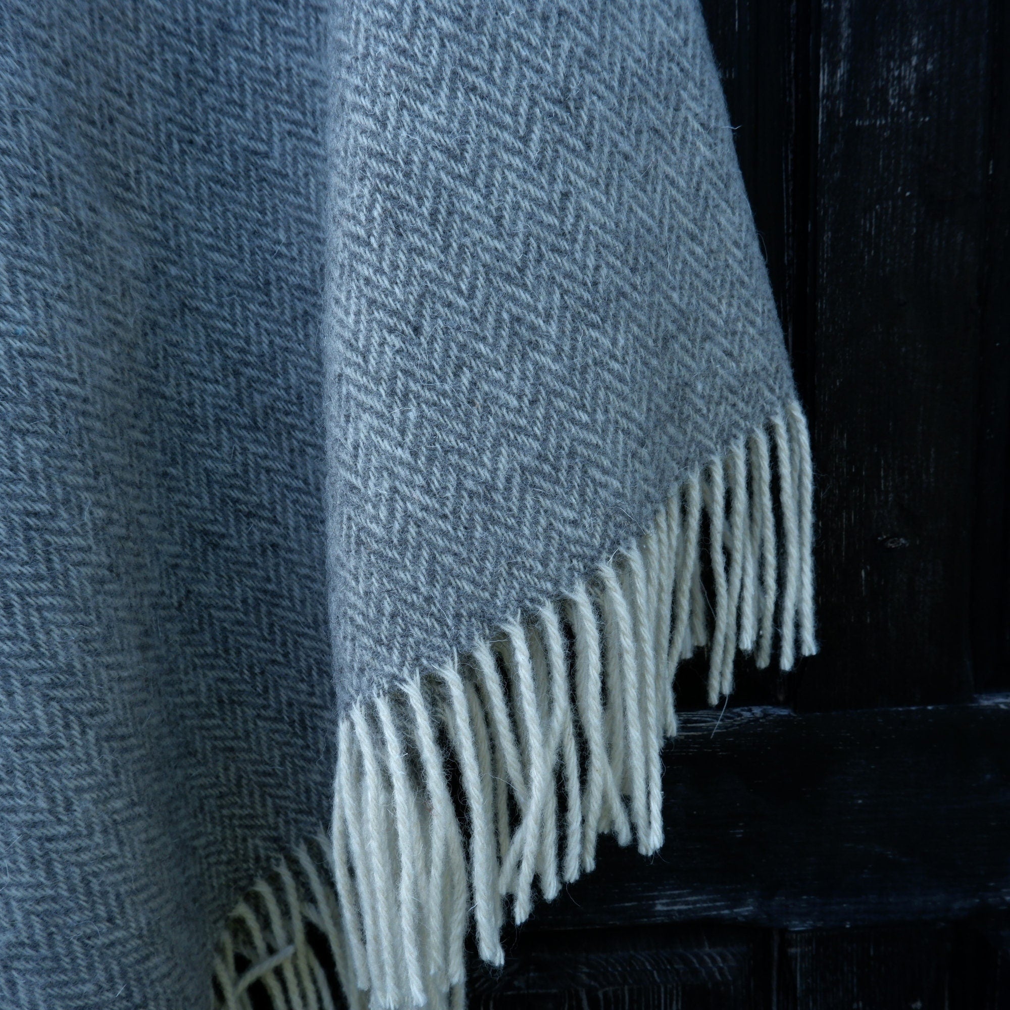 Wool Blanket Poncho Kiruna - Hooded Grey Herringbone Ruana with Fringes | Comfortable Outdoor Cape