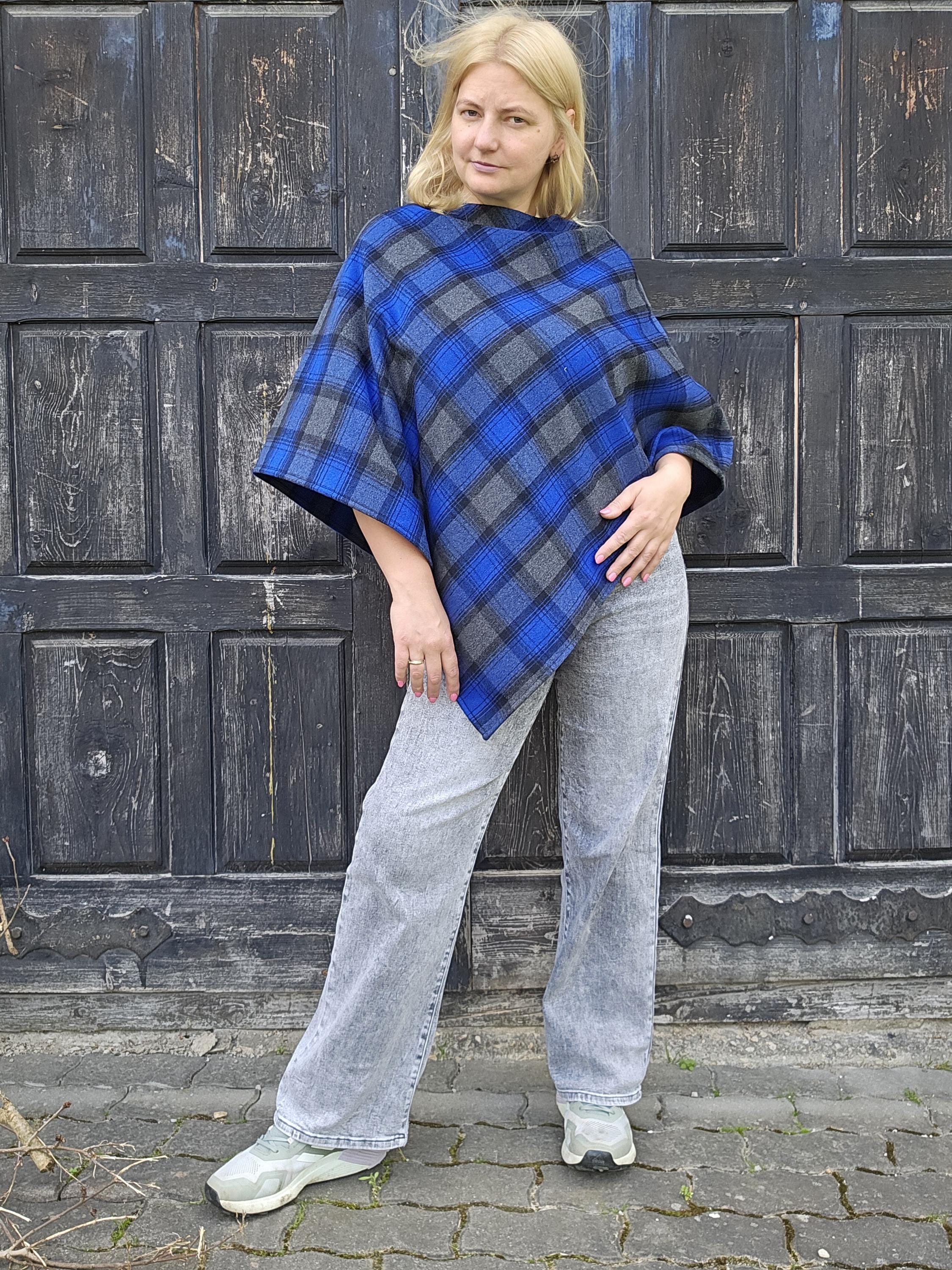 Wool Blanket Poncho Kiruna - Blue Tartan Hooded Cape | Comfortable Outdoor Wool Wrap
