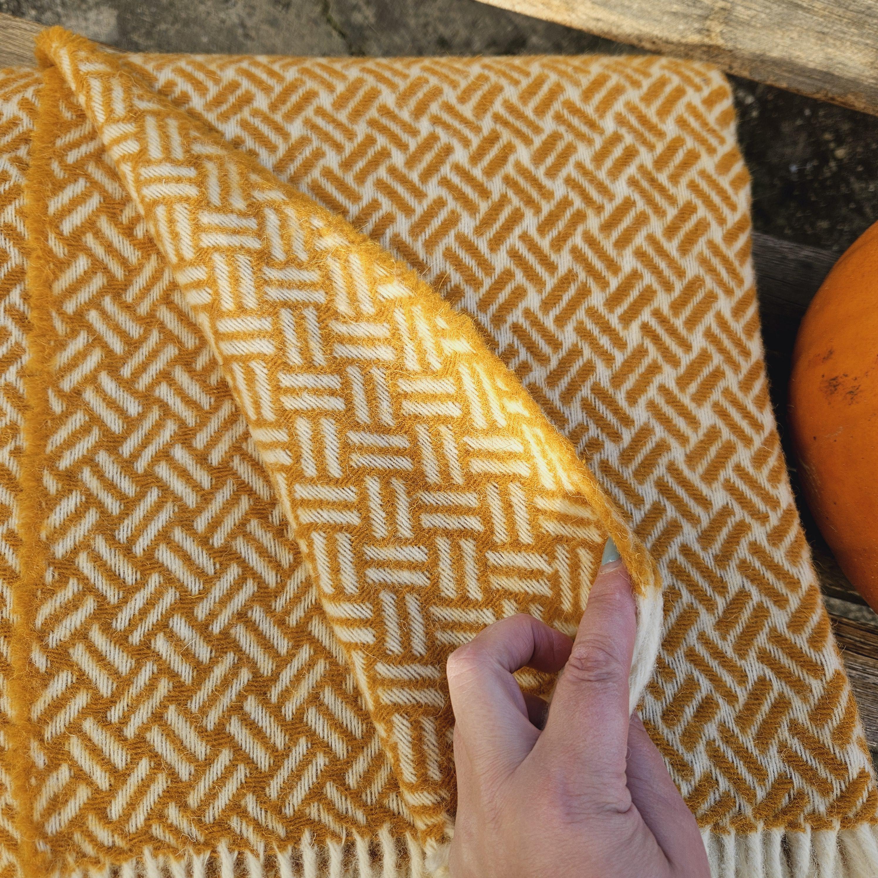 Wool Blanket – Natural Throw Plaid With Fringe Edge | Warm Wool Blanket For Cozy Home