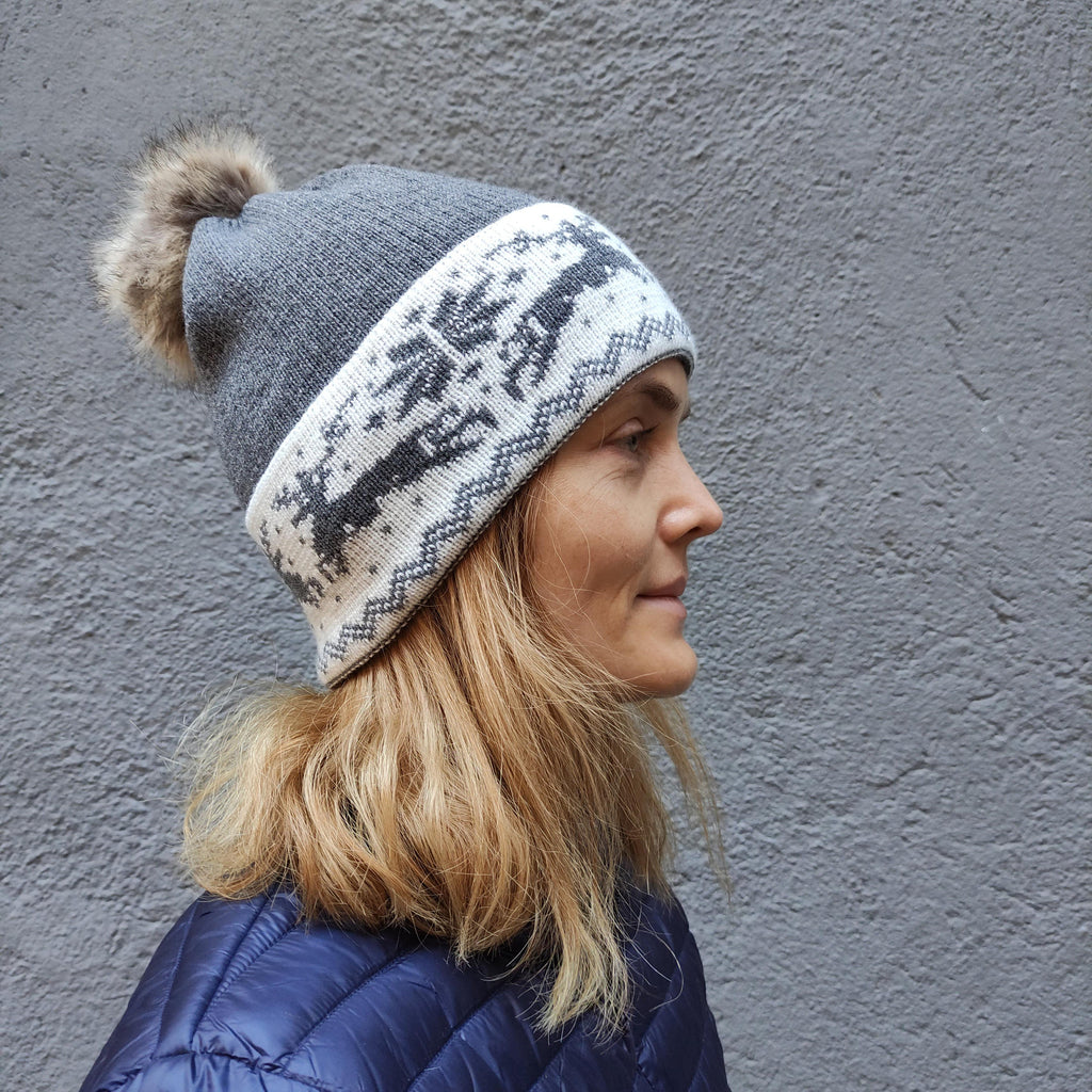 Merino Wool Knitted Beanie for Women or Men, Grey Wool Cap with pompom and reindeer, hand knit warm beanie, Woolen womens head accessories