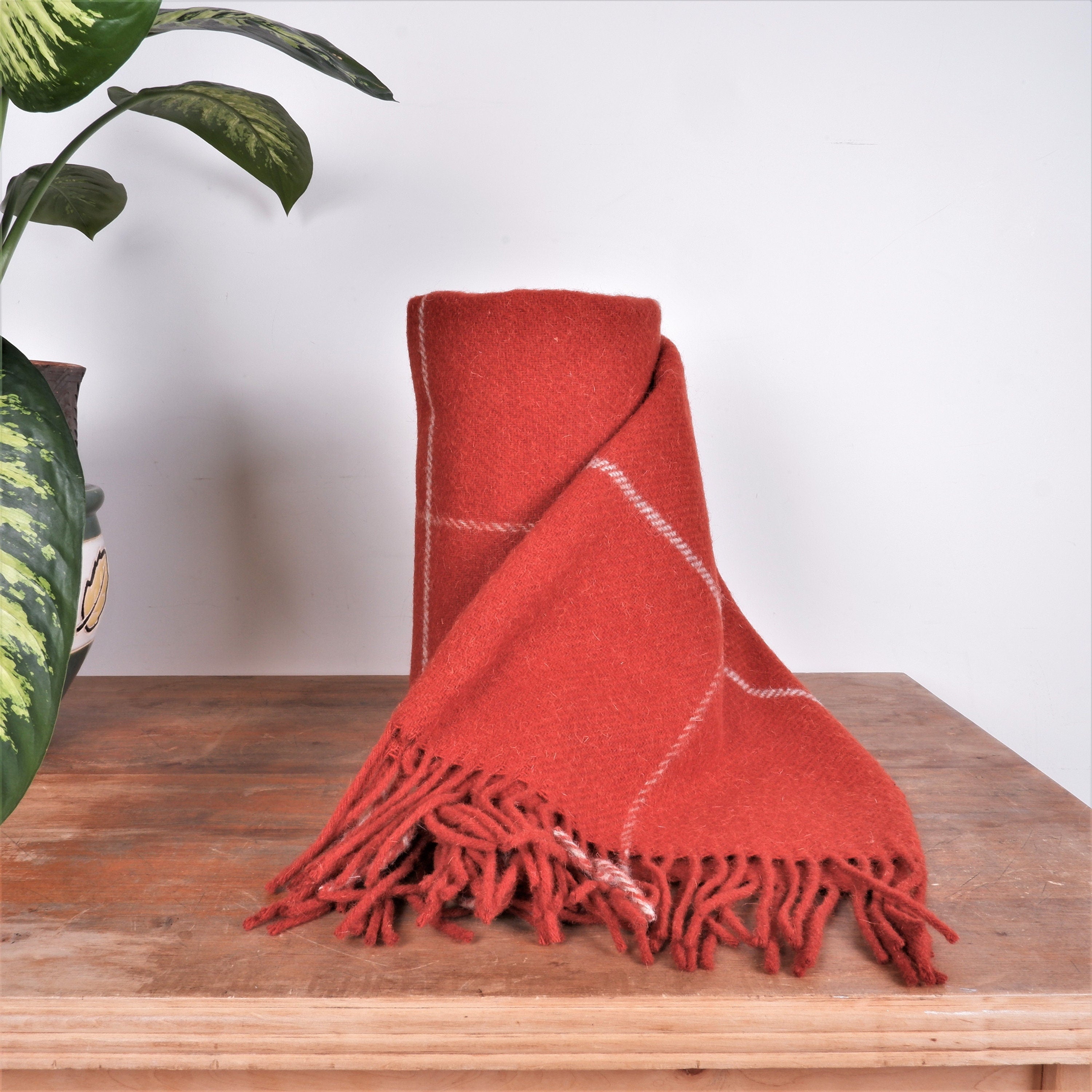 Burgundy Wool Blanket - Temperature Regulating Blanket | Soft Wool Throw Plaid