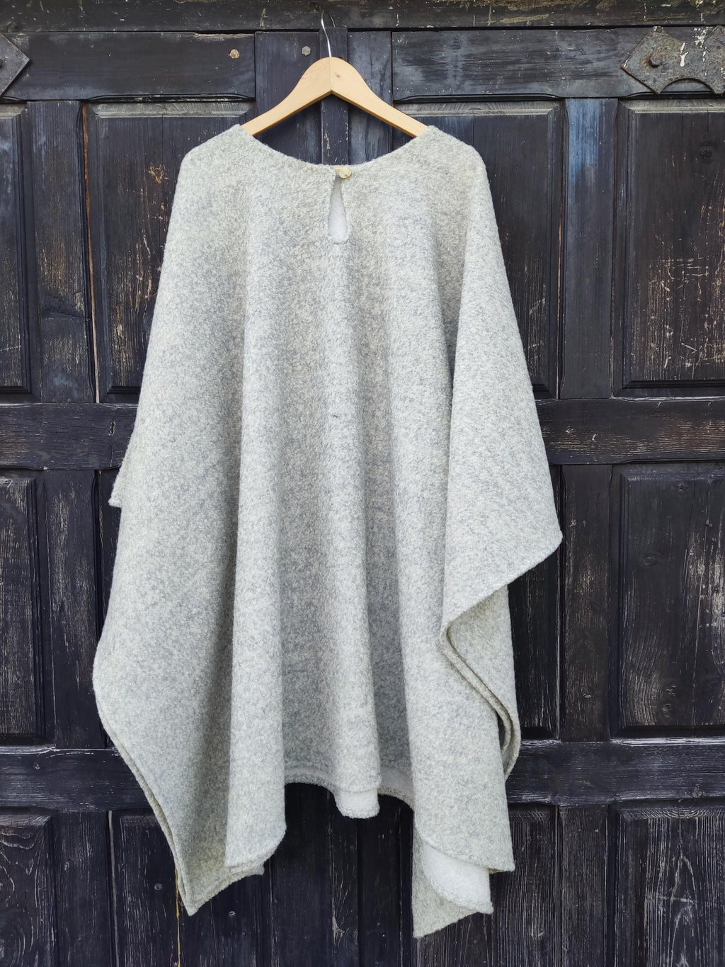 Wool poncho OLAND Unisex ruana cape, Grey wool blanket poncho with or without  hood, Comfortable cape cloak coat shawl outdoor In2Nord
