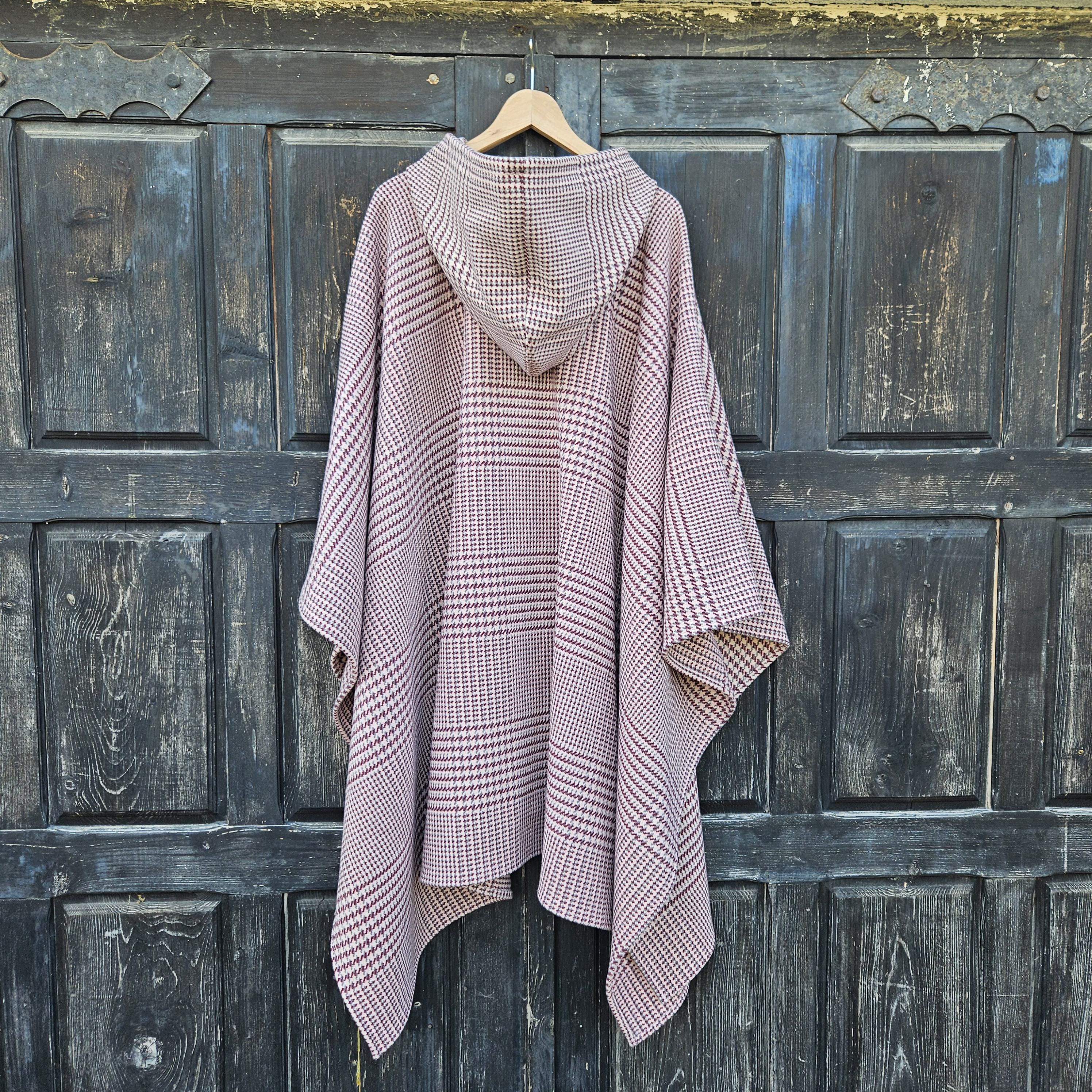 Wool Poncho Oland - Unisex Ruana Cape | Checked Wool Blanket Cloak With Hood