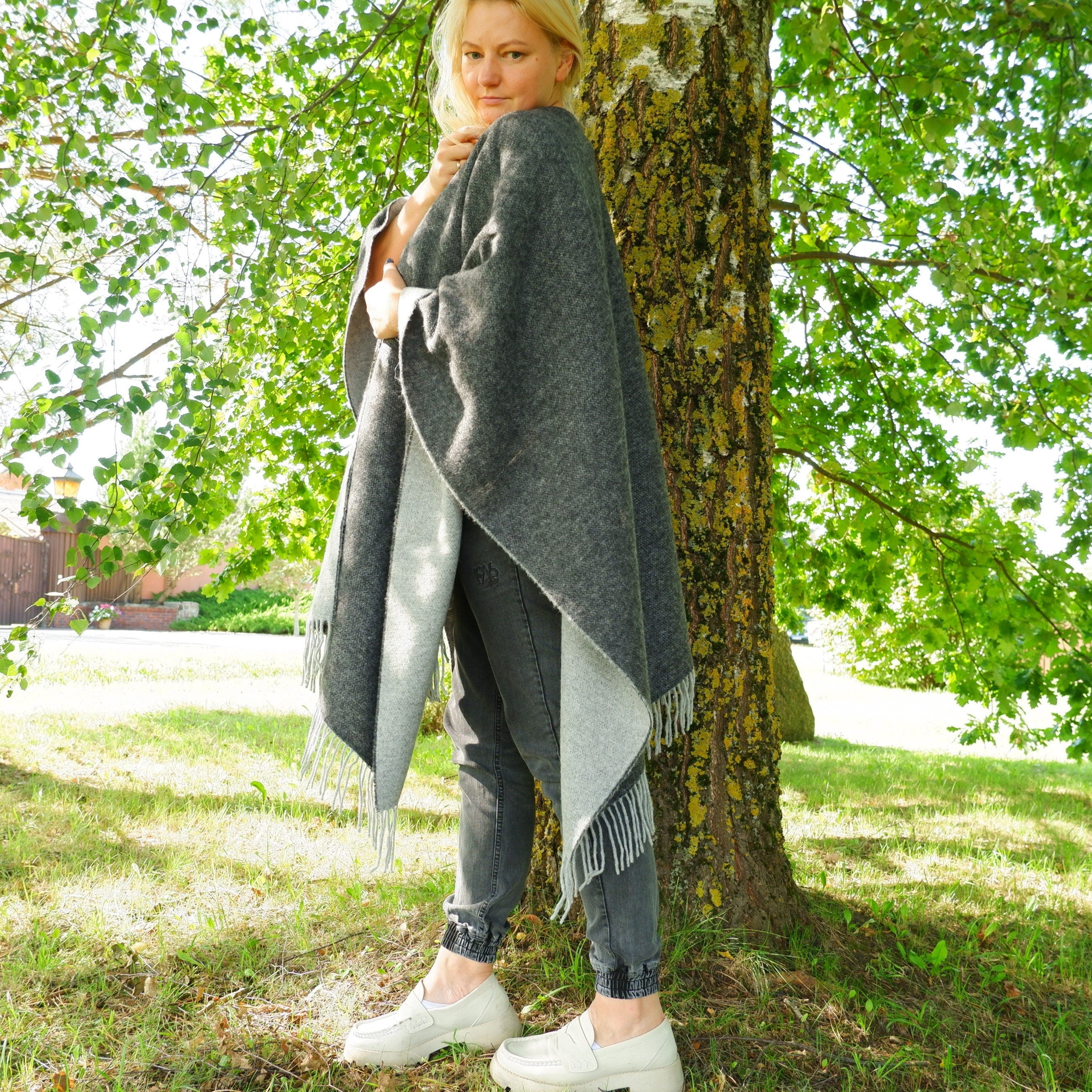 Merino Wool Poncho Umea – Reversible Wool Cape With Fringe Edge For Outdoor Comfort