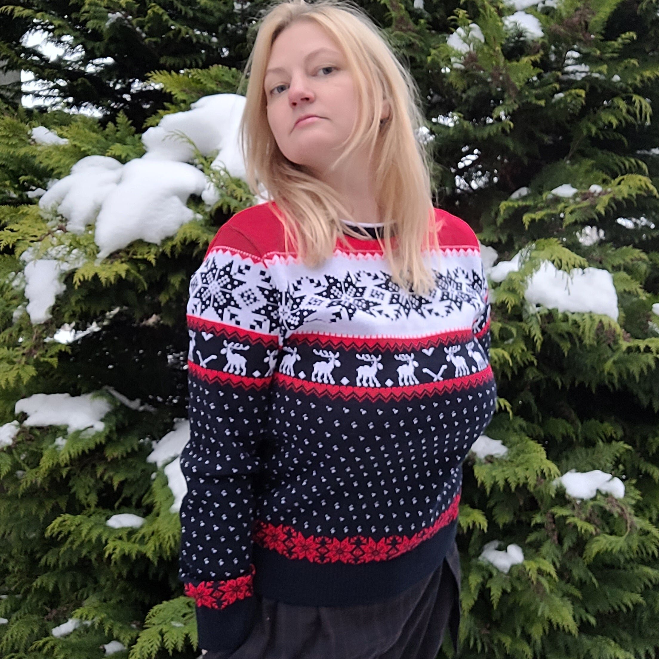 Wool Christmas Jumper - Knitted Snowflake Reindeer Scandinavian Sweater - Warm Winter Knitwear Pullover