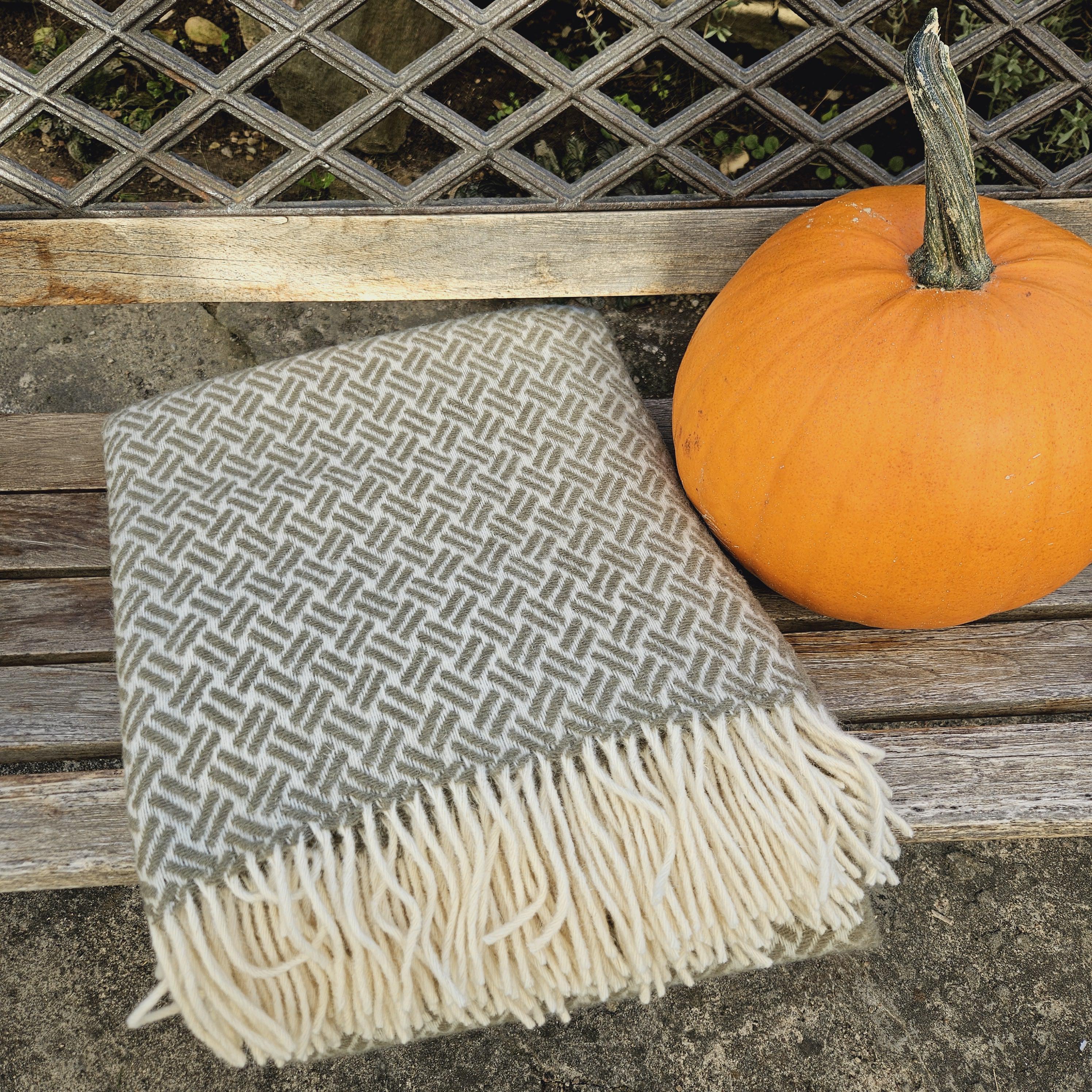 Wool Blanket – Natural Throw Plaid With Fringe Edge | Warm Wool Blanket For Cozy Home