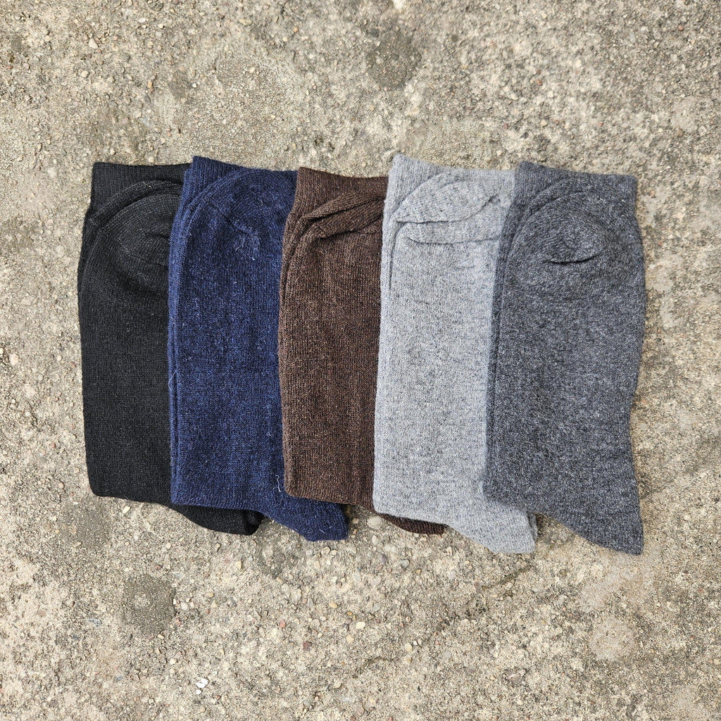Thin Merino Wool Socks - Size EUR 35-38 39-42 Nordic warm socks for men or women Unisex Hiking Running everyday Gray