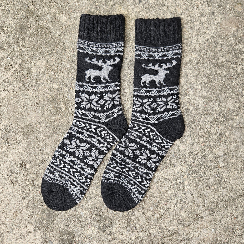 Alpaca Wool Socks – Warm Nordic Moose Pattern Ankle Socks With Reinforced Arch Support