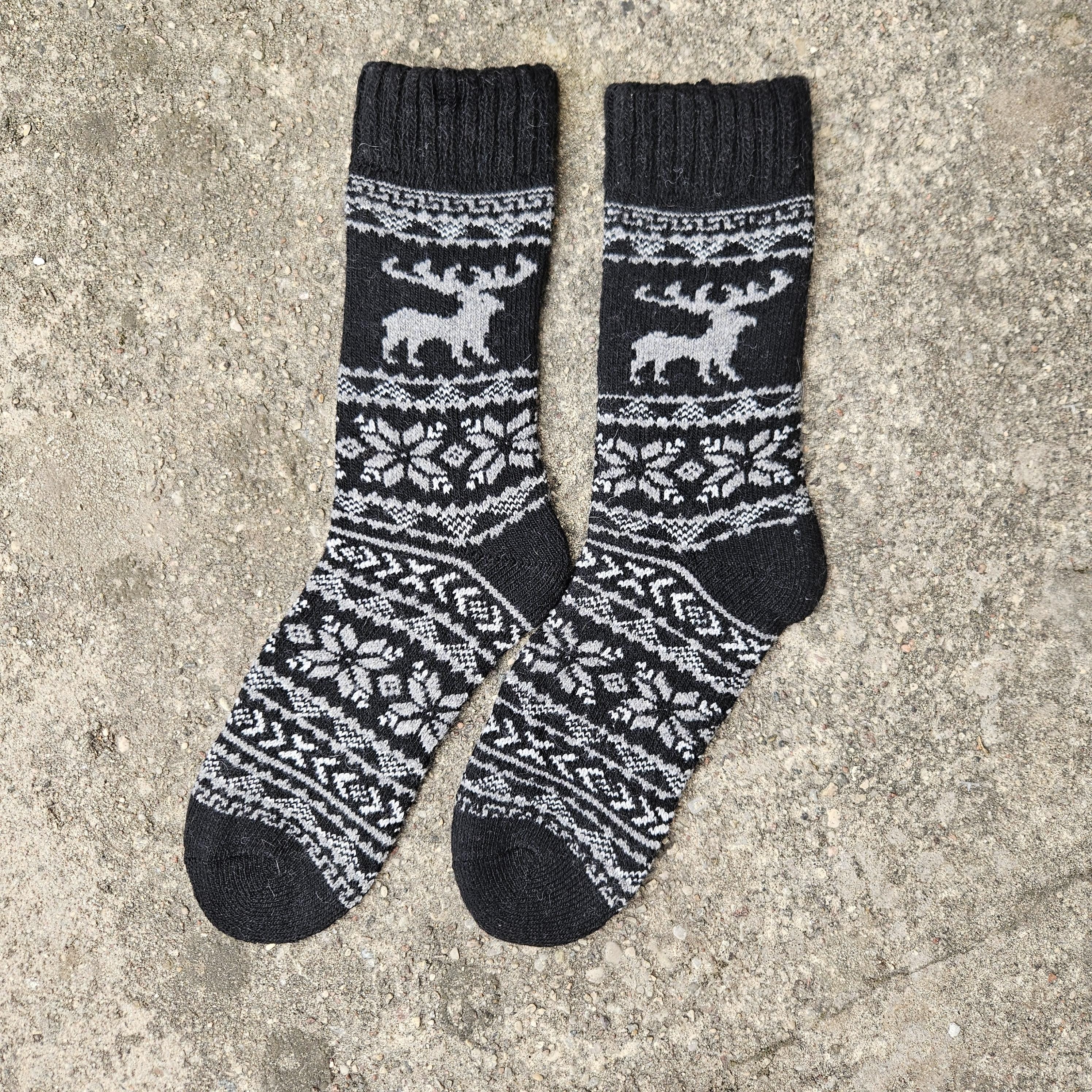 Alpaca Wool Socks – Warm Nordic Moose Pattern Ankle Socks With Reinforced Arch Support