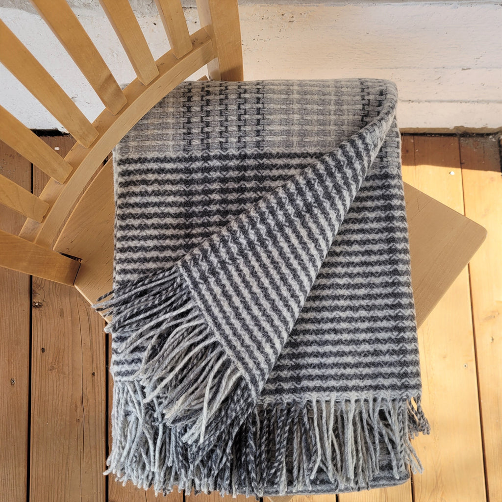 LOTA natural wool blanket in net pattern Merino wool washable couch sofa  throw plaid natural lightweight aesthetic reversible minimalist