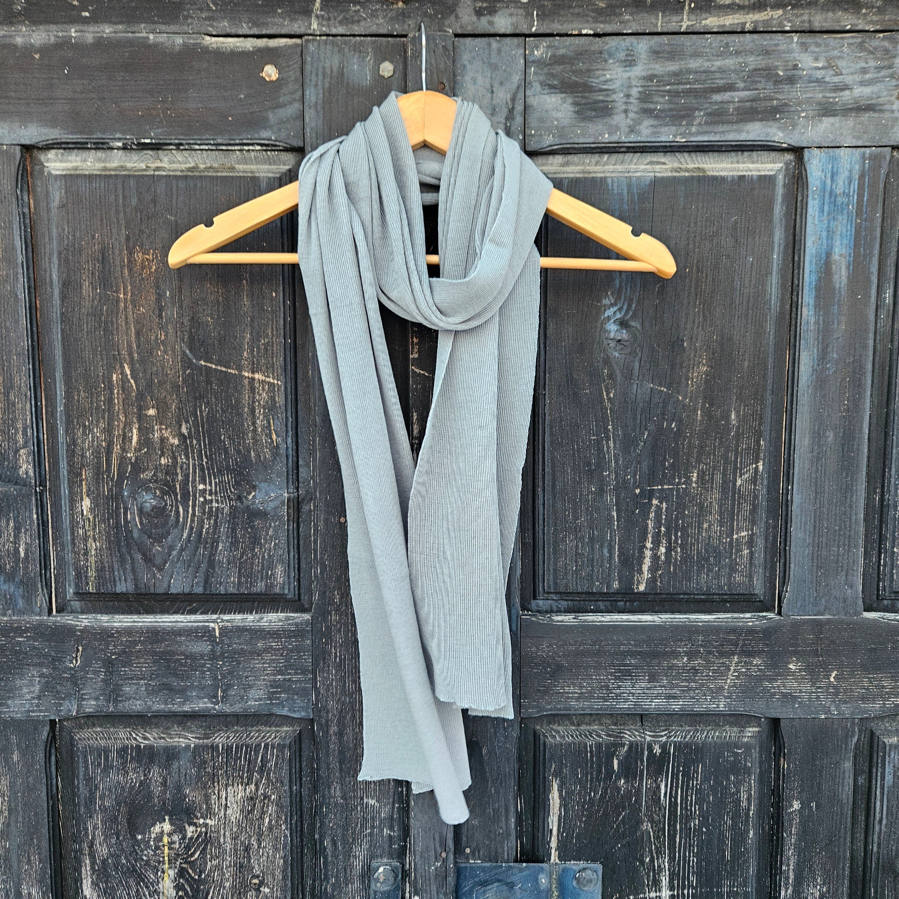 100% MERINO wool SCARF brown / Lightweight and Soft small wool scarf/ Washable Functional unisex neckwear/ Gift idea for men women