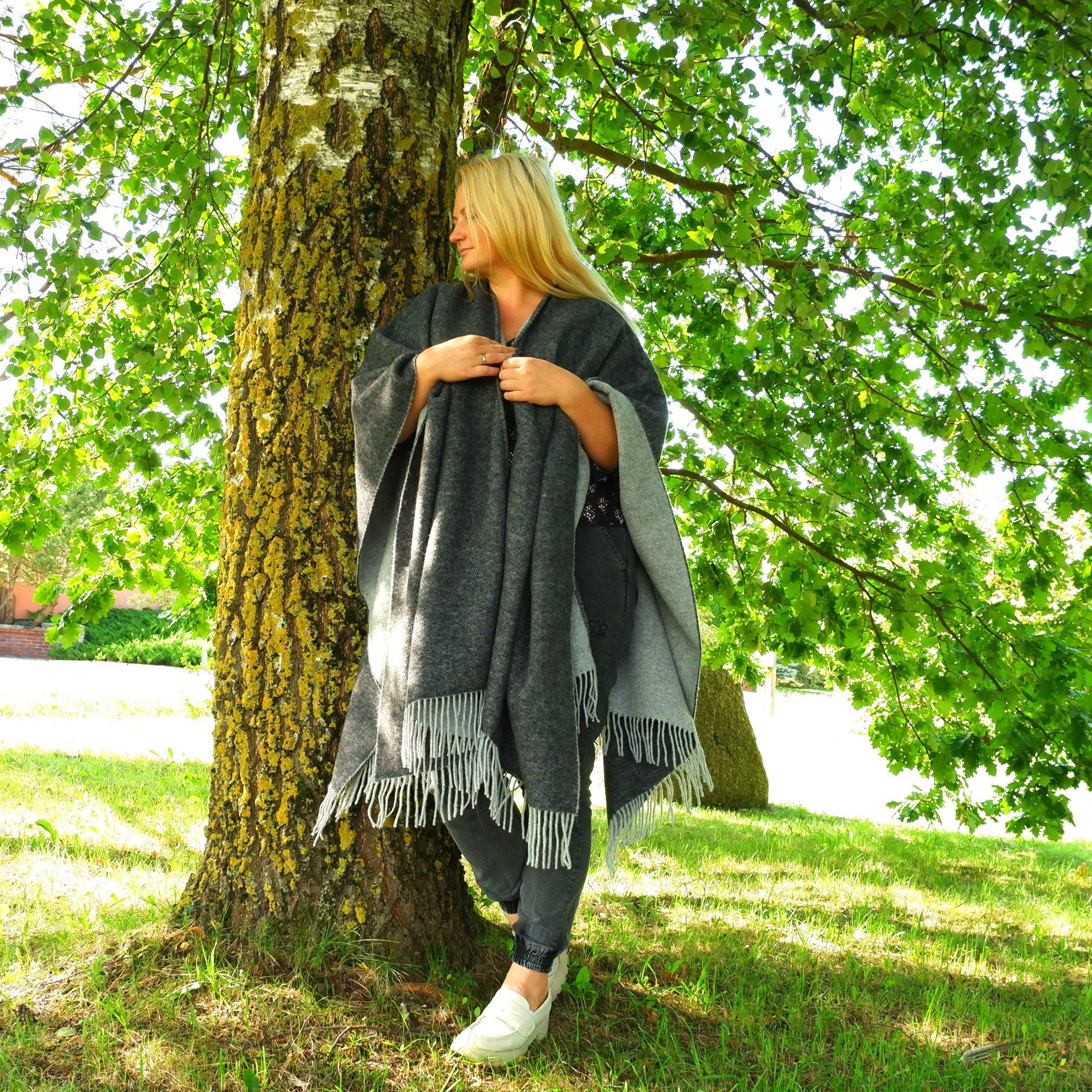 Merino Wool Poncho Umea – Reversible Wool Cape With Fringe Edge For Outdoor Comfort