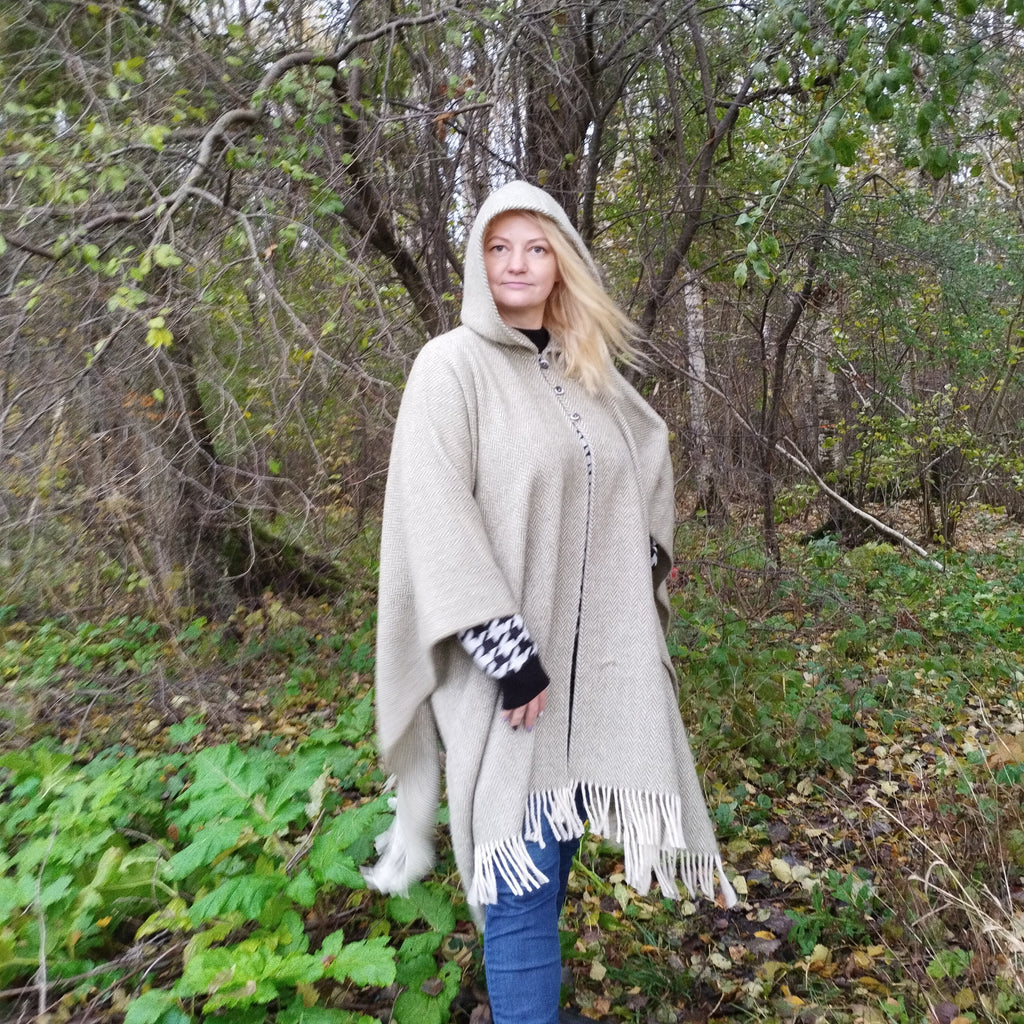 Wool Blanket Poncho – Unisex Grey Herringbone Hooded Cape with Fringes