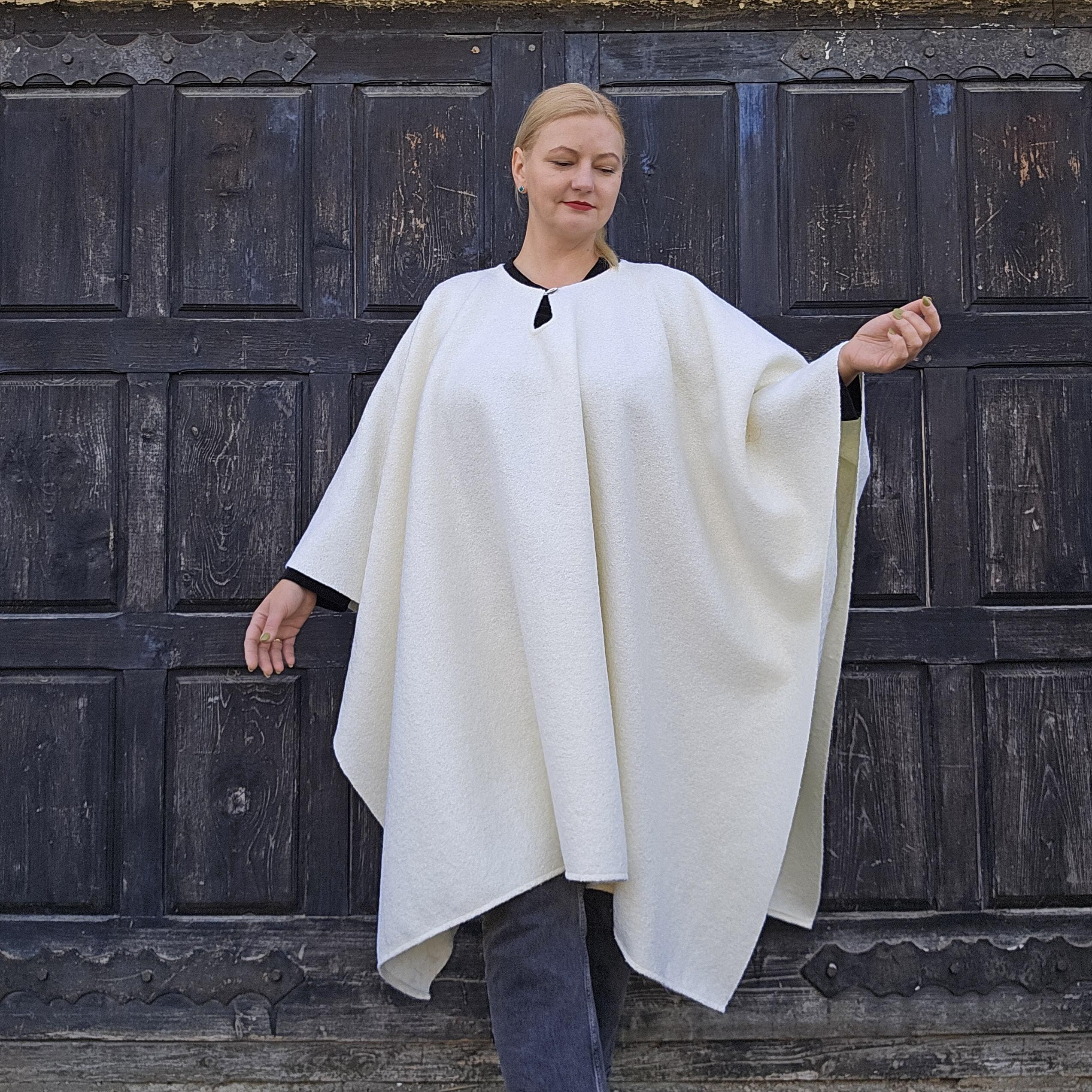 Wool Poncho Oland - Unisex Ruana Cape Brown Blanket Hooded Outdoor Cloak Shawl