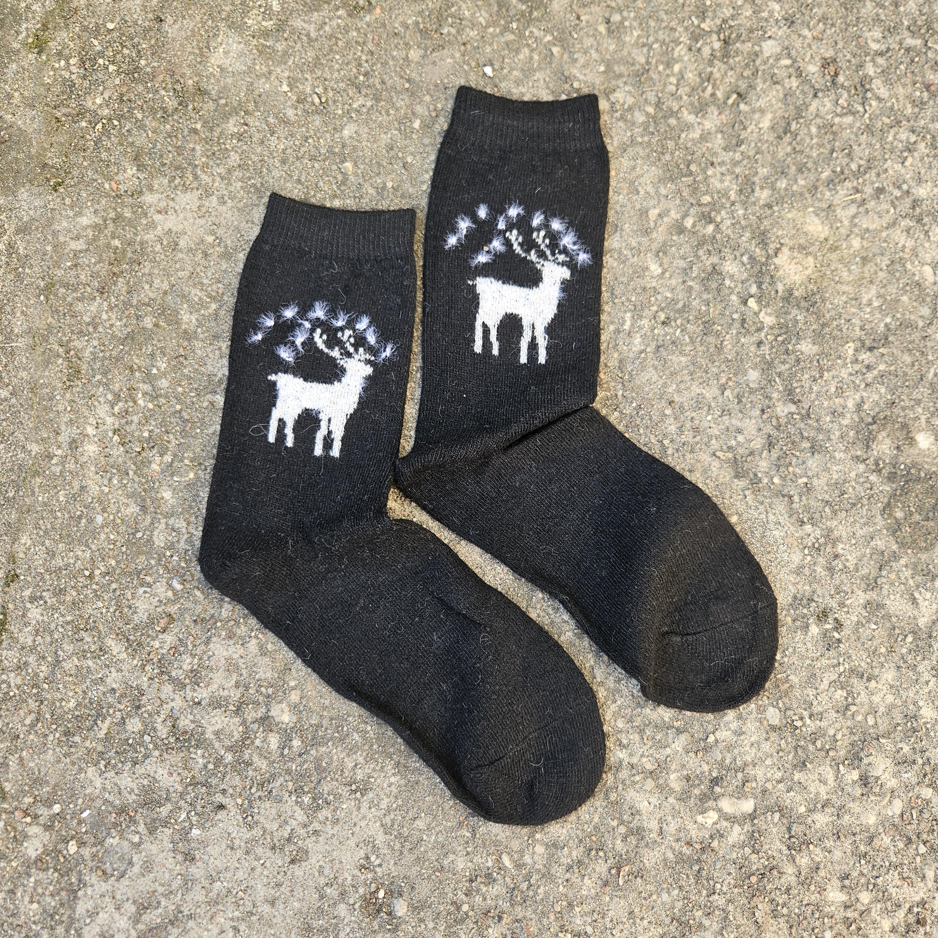Thin Merino Wool Socks – Nordic Warm Lightweight Hiking Socks With Reindeer Design