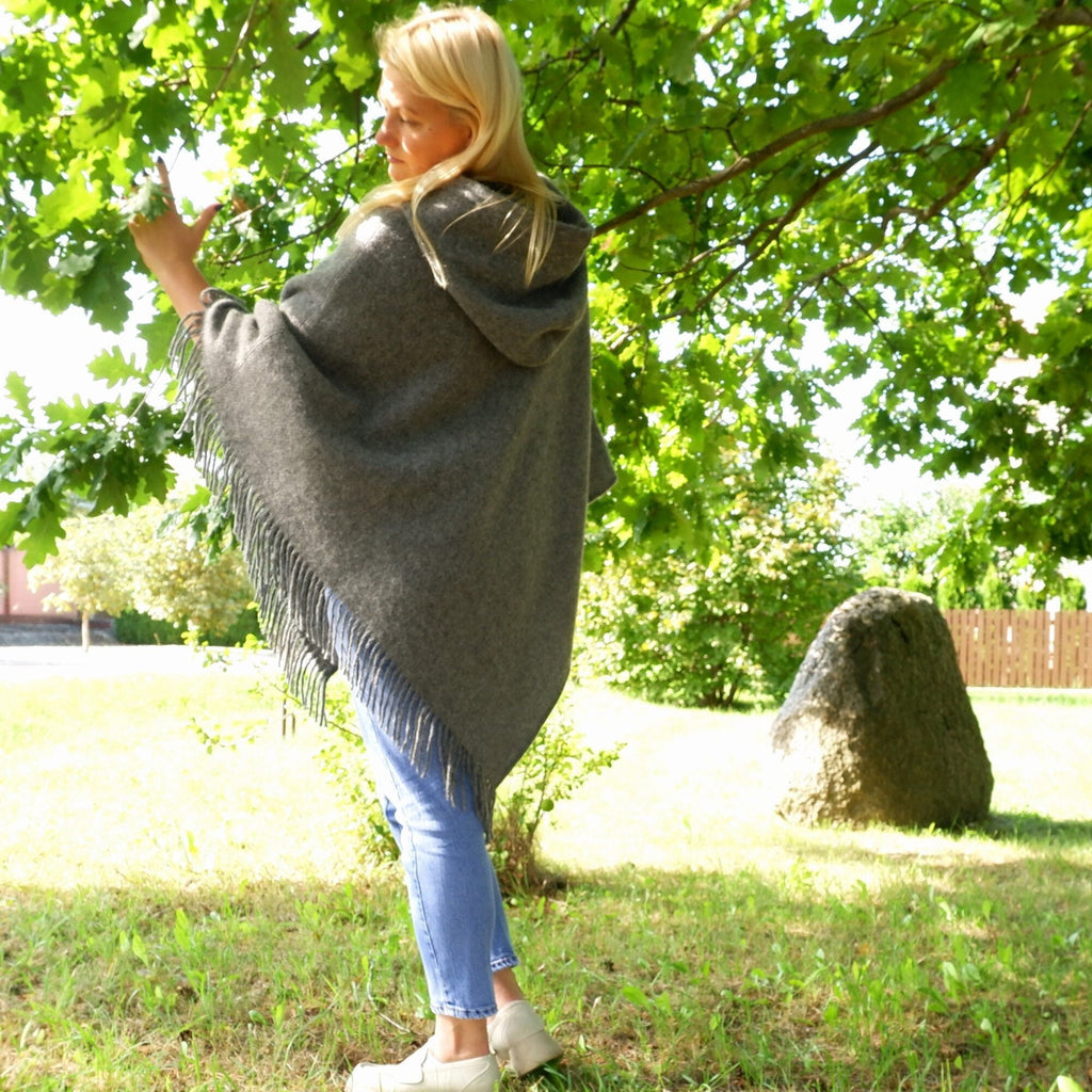 Wool Blanket Poncho – Hooded Wool Cape with Fringes | Comfortable Outdoor Grey Shawl