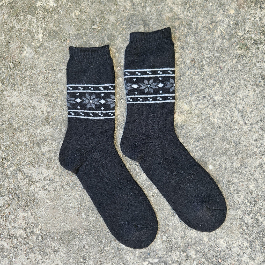thicker MERINO WOOL Socks - black Snowflake - Size EUR 39-42 43-46 Nordic warm socks for men or women Unisex Hiking Running everyday
