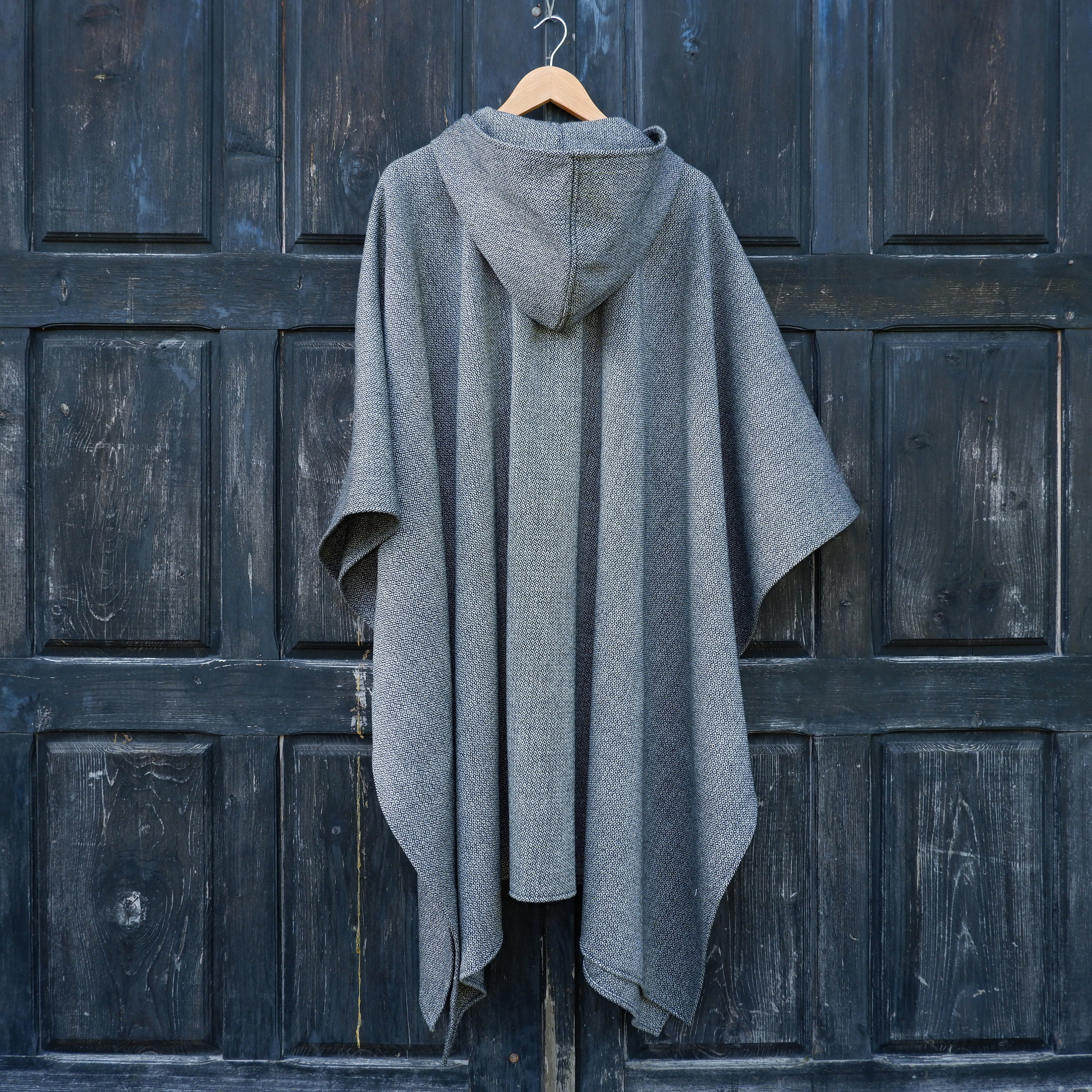 Wool Poncho - Unisex Ruana Cape | Grey Wool Blanket Hooded Shawl Cloak