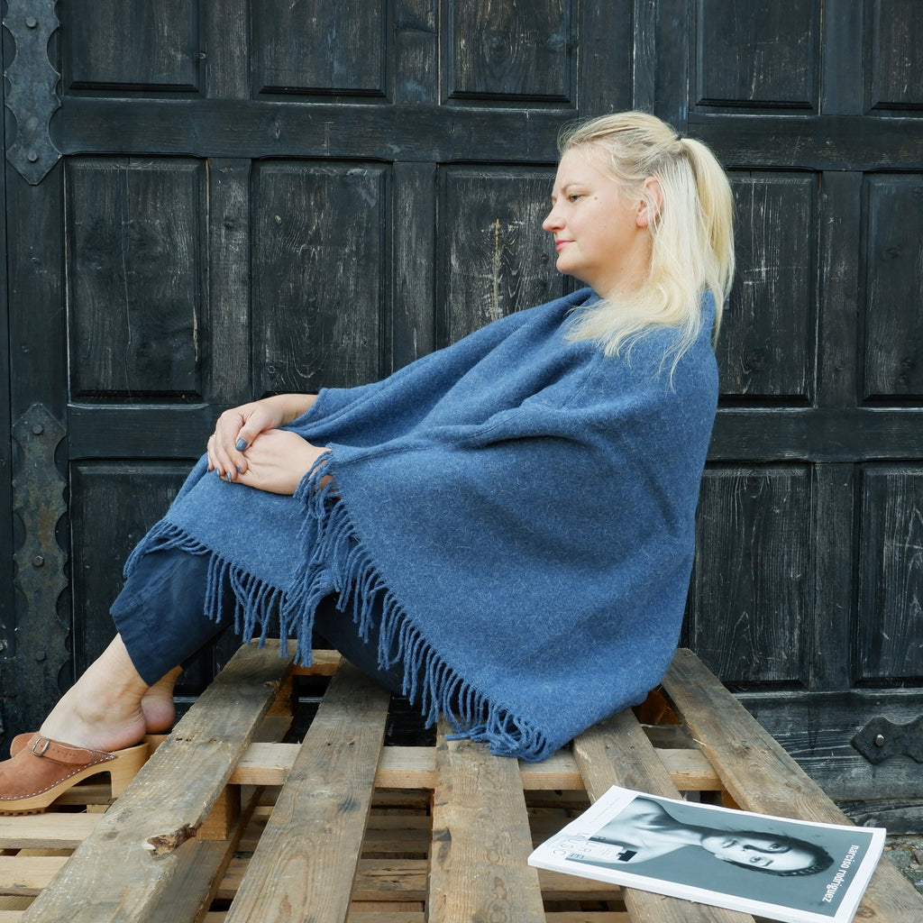 Wool Blanket Poncho – Hooded Wool Cape with Fringes | Comfortable Outdoor Grey Shawl