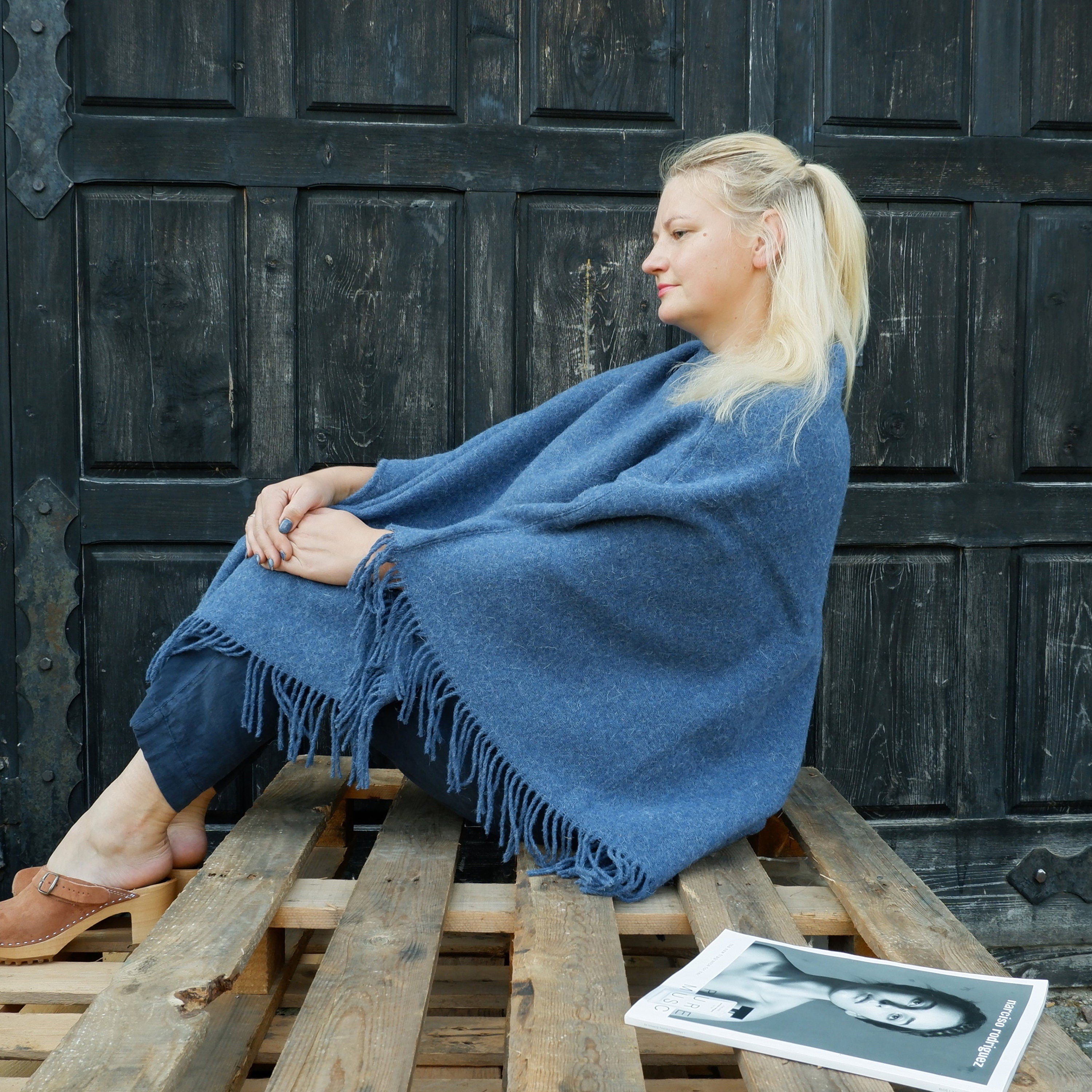 Wool Blanket Poncho – Hooded Wool Cape with Fringes | Comfortable Outdoor Grey Shawl