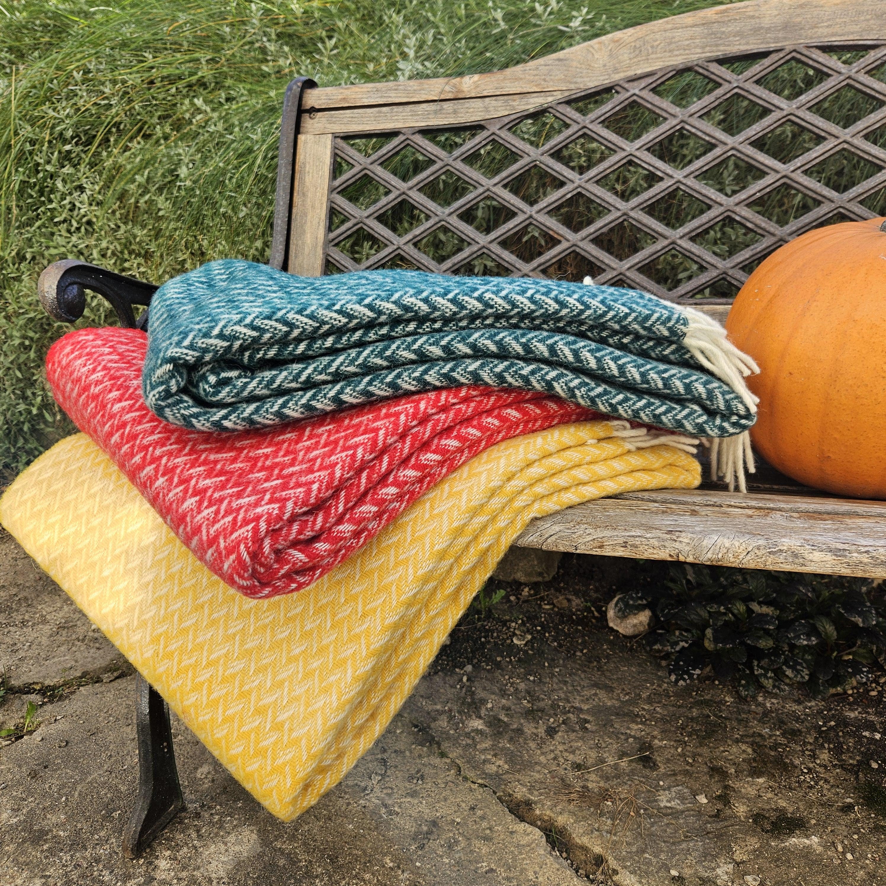 100% wool THROW/ Natural Blanket Throw in yellow petrol or red / Warm winter plaid/ IN2NORD Europe/ aesthetic home hygge Gift housewarming