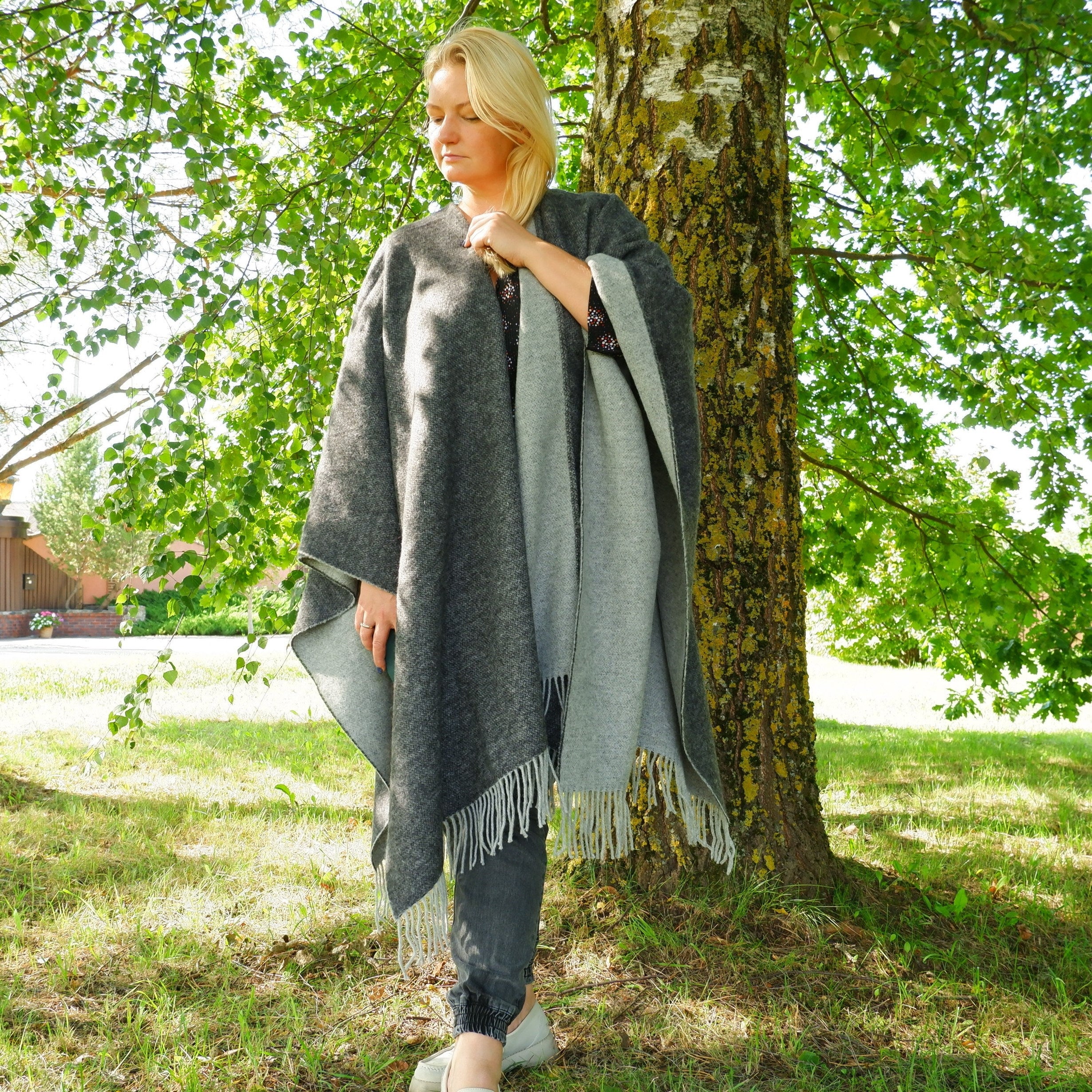 Merino Wool Poncho Umea – Reversible Wool Cape Wrap, Soft Warm Outdoor Shawl