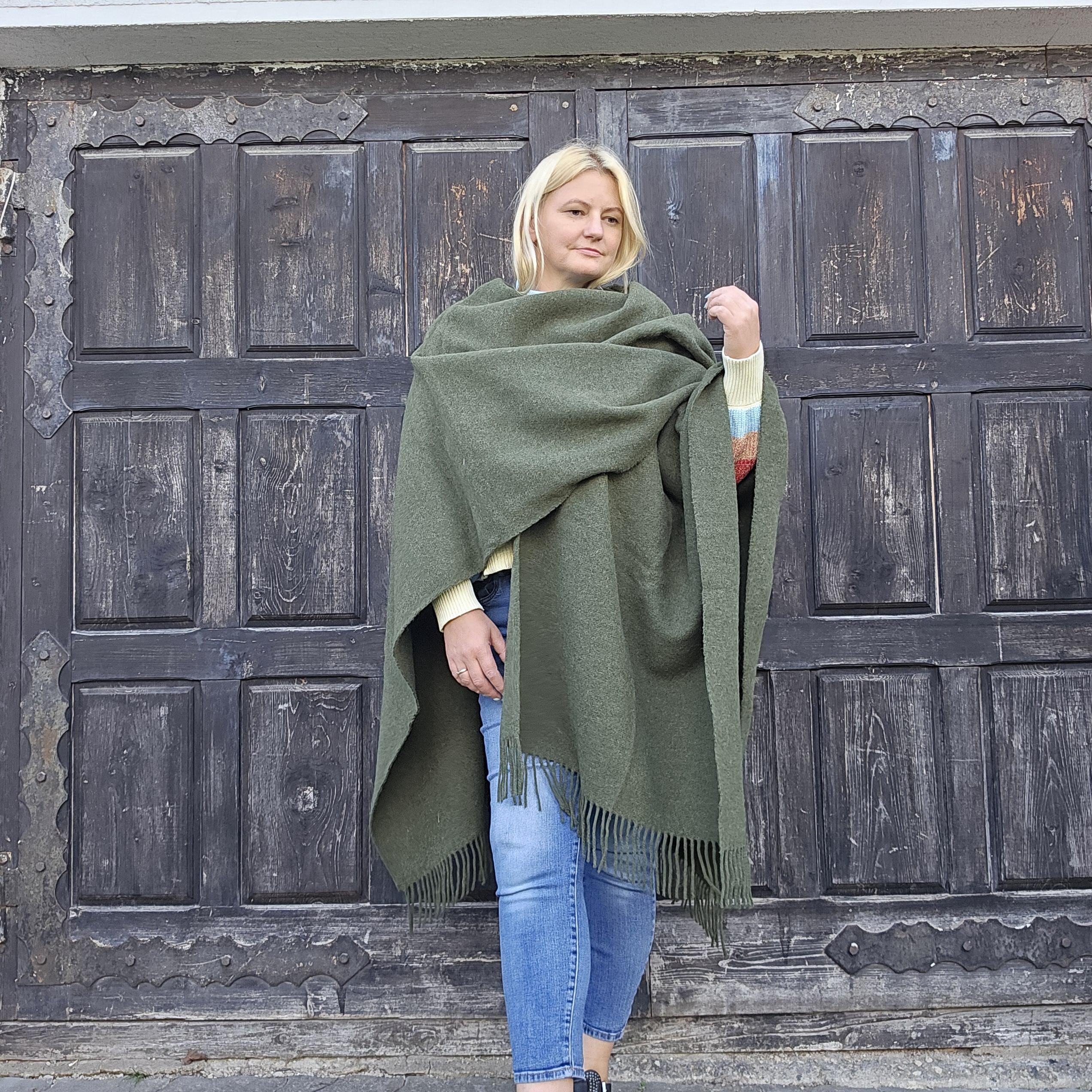 Merino Wool Poncho Umea – Blue Wool Wrap With Fringed Open Front, Soft Durable Cape
