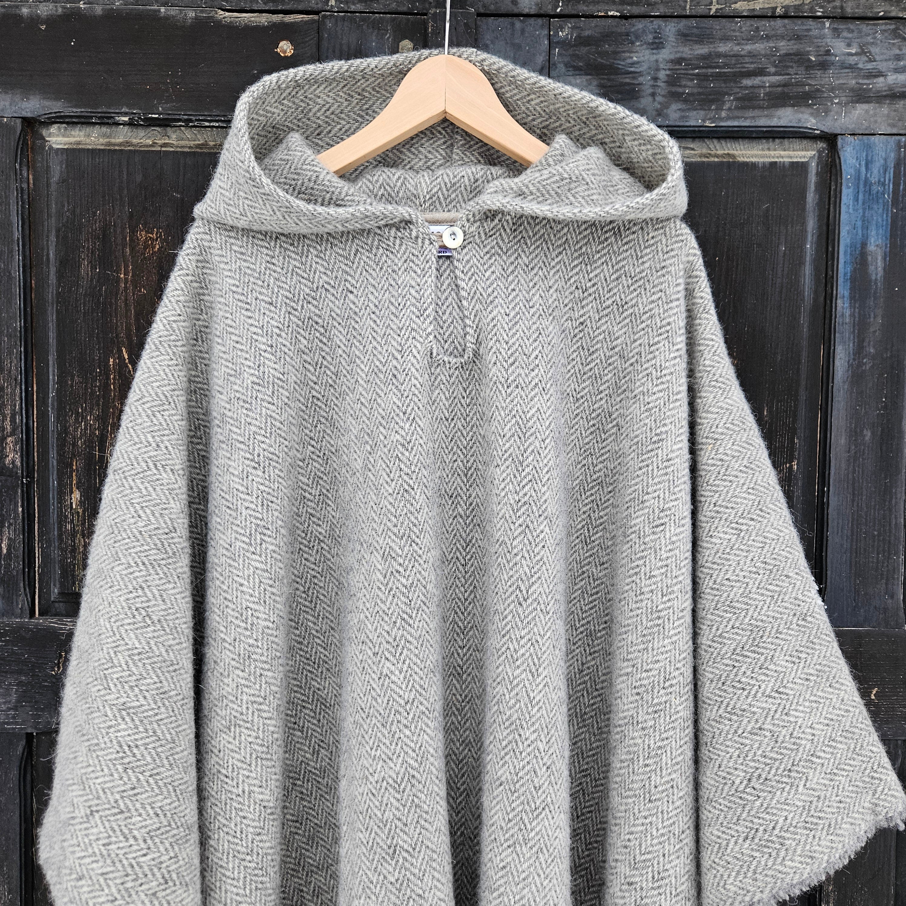 Wool poncho - OLAND - Unisex ruana cape - herringbone Grey wool blanket poncho with or without hood - Comfortable cape cloak shawl outdoor